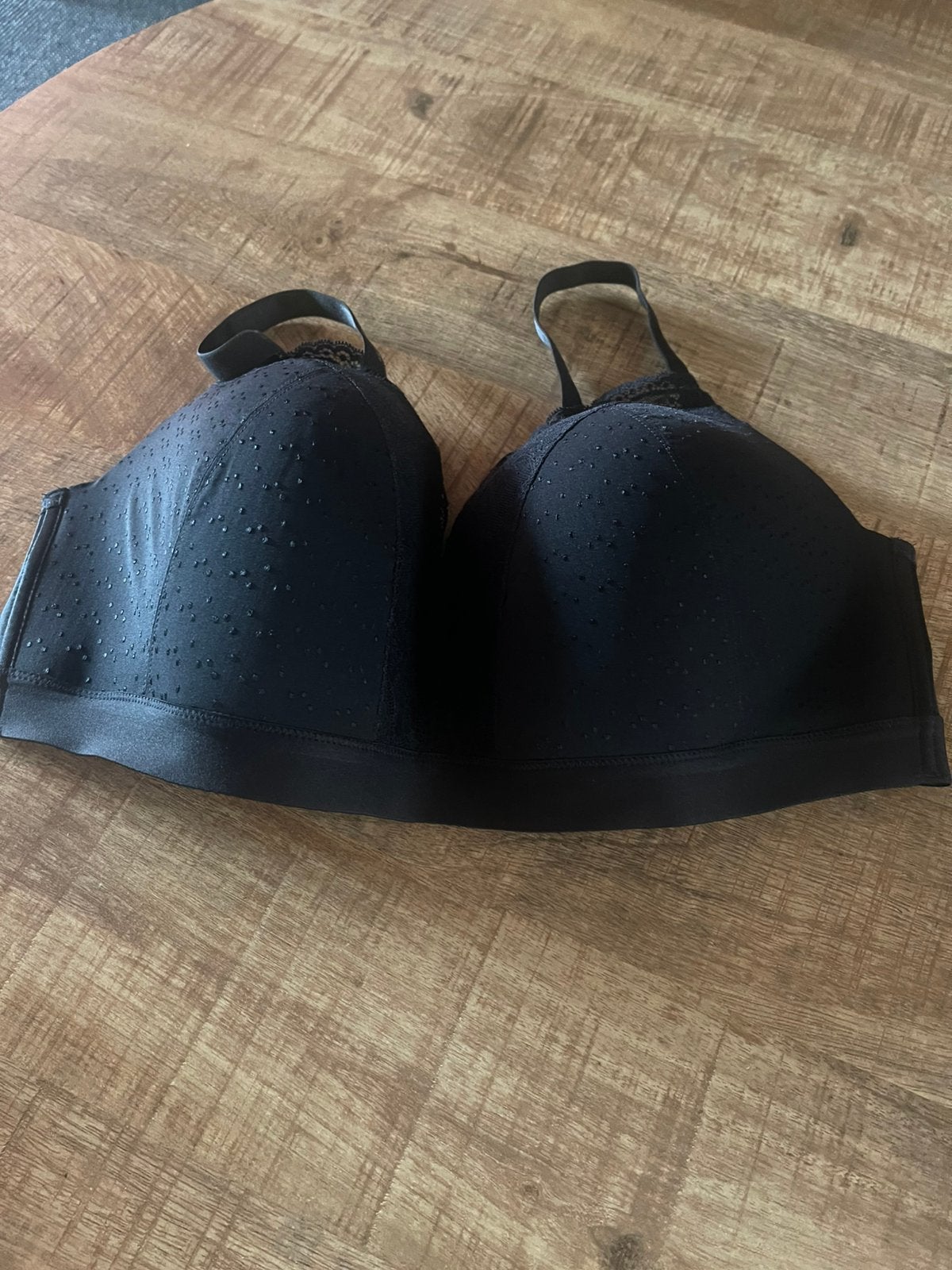 Nieuwe bh van hunkemoller 100 E, Ophalen, BH