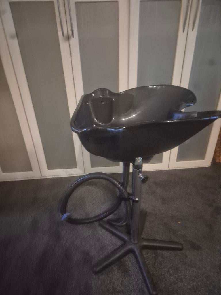 Wasbak, Ophalen of Verzenden, Zo goed als nieuw, Zwart, Handen en Nagels