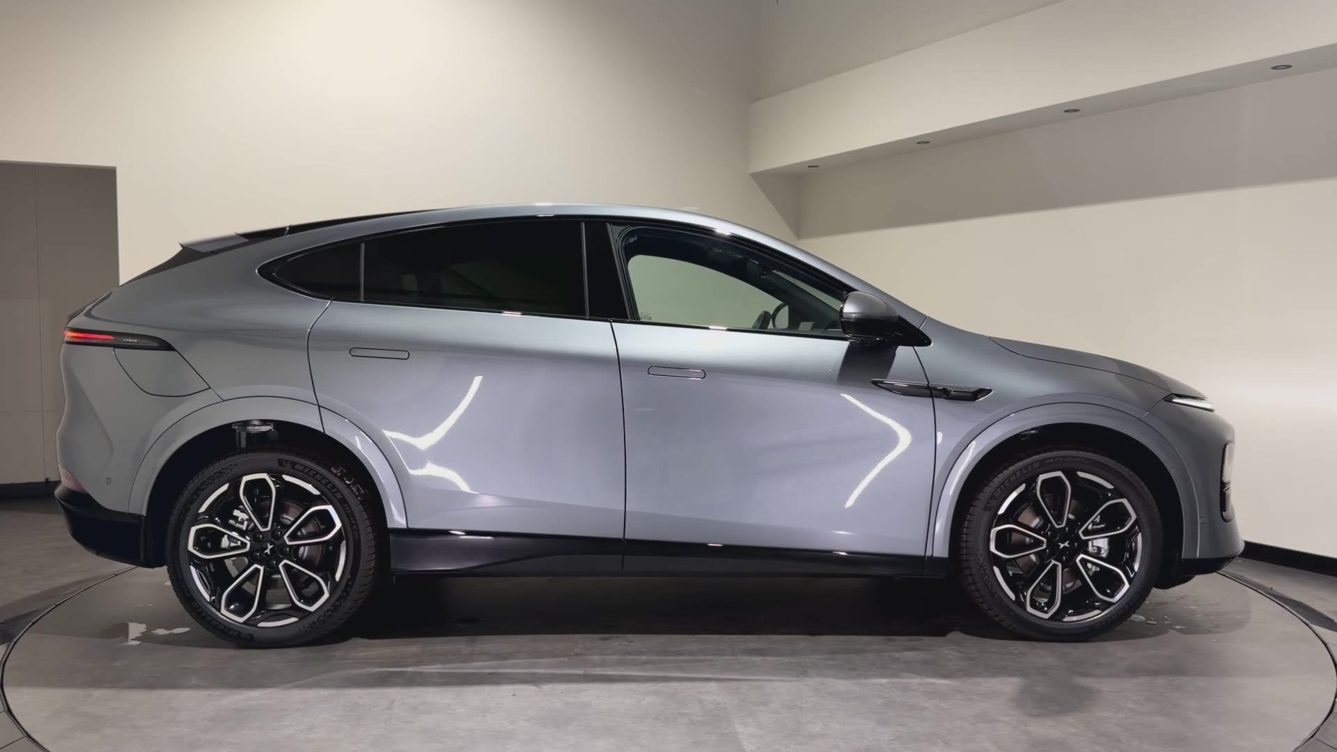 XPENG G6 RWD Long Range | Wordt verwacht |Trekhaak | Donker, Auto's, XPENG, Automaat, 525 km, Achterwielaandrijving, Gebruikt