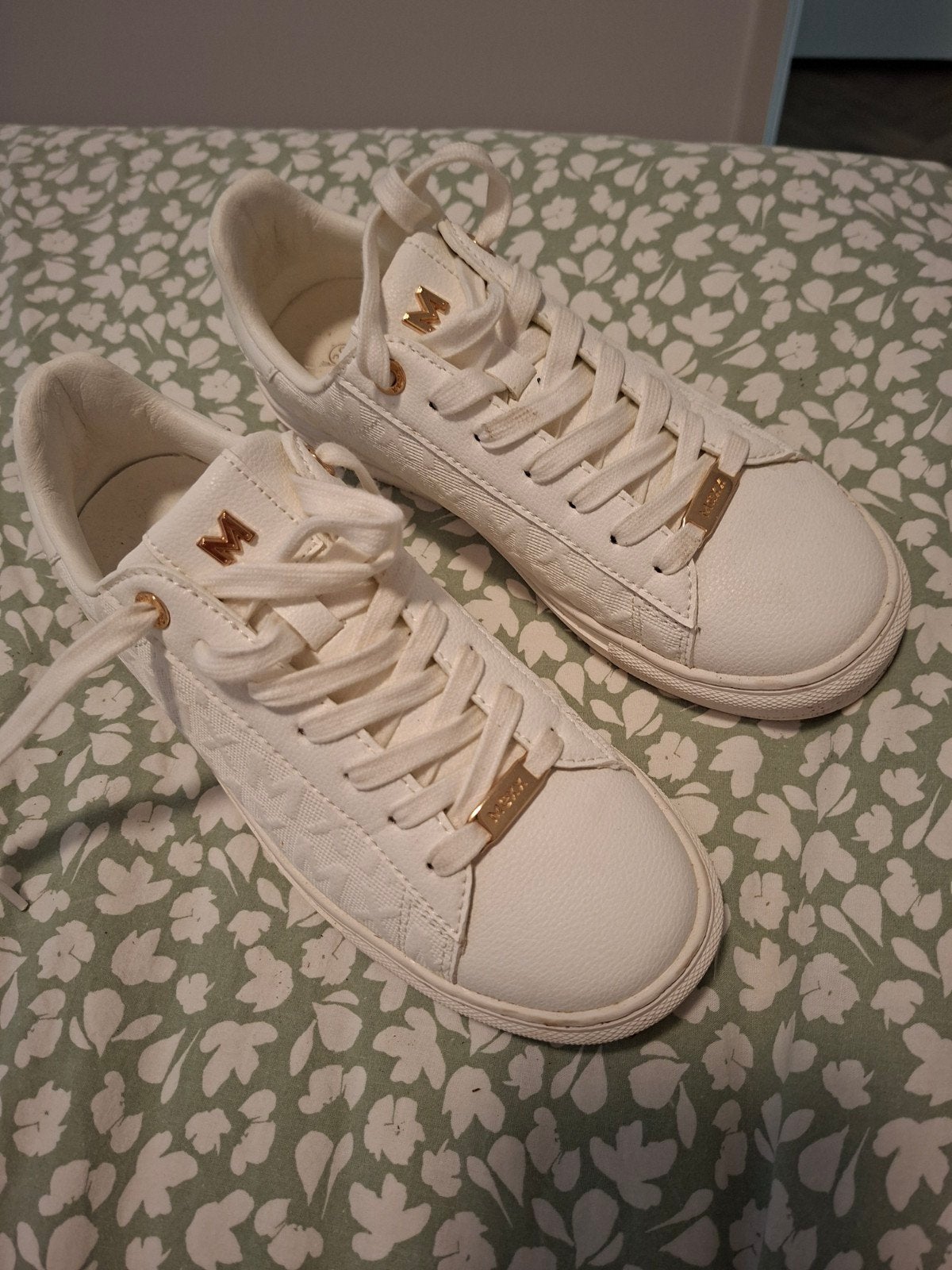 Mexx dames sneakers maat 39 - Zo goed als nieuw, Mexx, Wit, Ophalen of Verzenden, Sneakers of Gympen