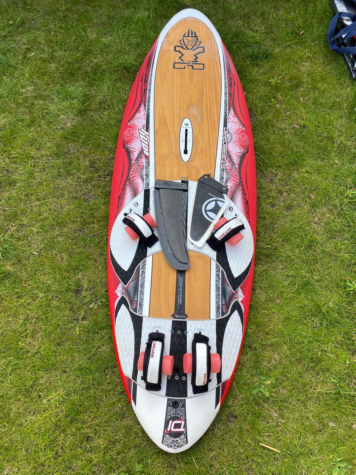 Starboard kode 122 +select edge pro 37 carbon +30 shallowfin, Watersport en Boten, Windsurfen, Ophalen, Zo goed als nieuw, Plank