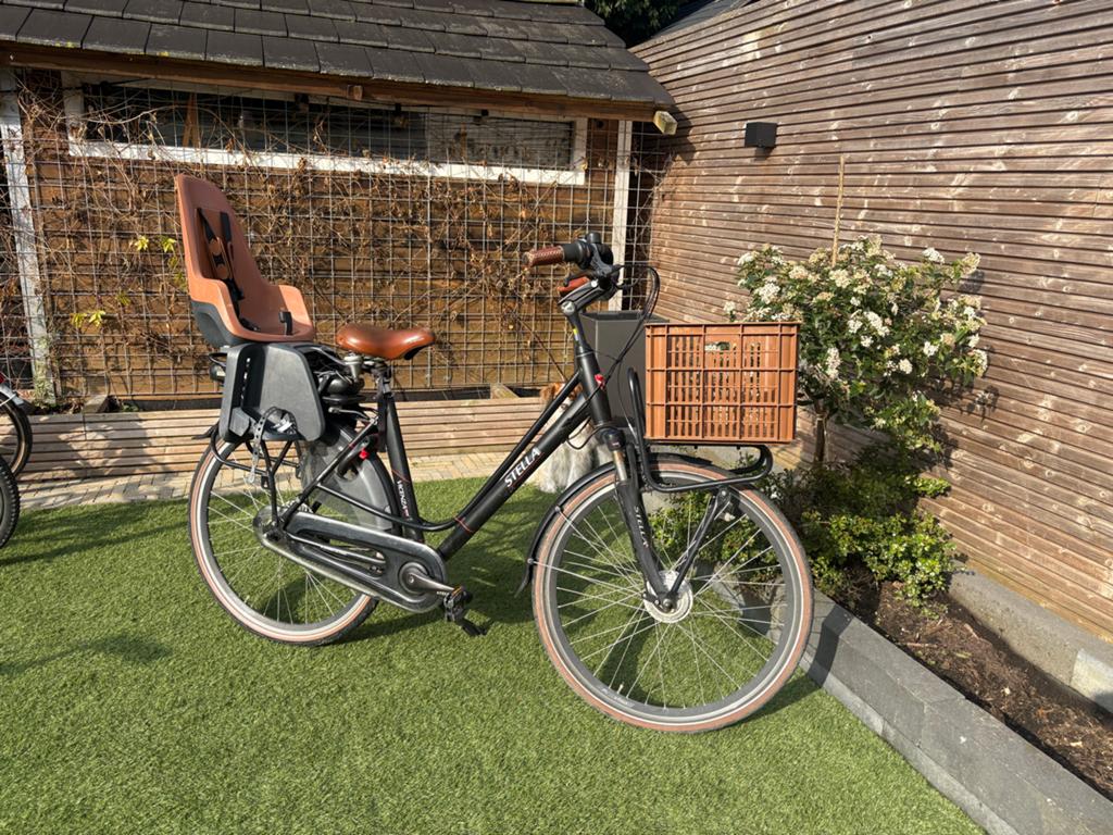 Stella Vicenza Nero E-bike met 8 versnellingen, Fietsen en Brommers, Elektrische fietsen, Zo goed als nieuw, 51 tot 55 cm, 50 km per accu of meer