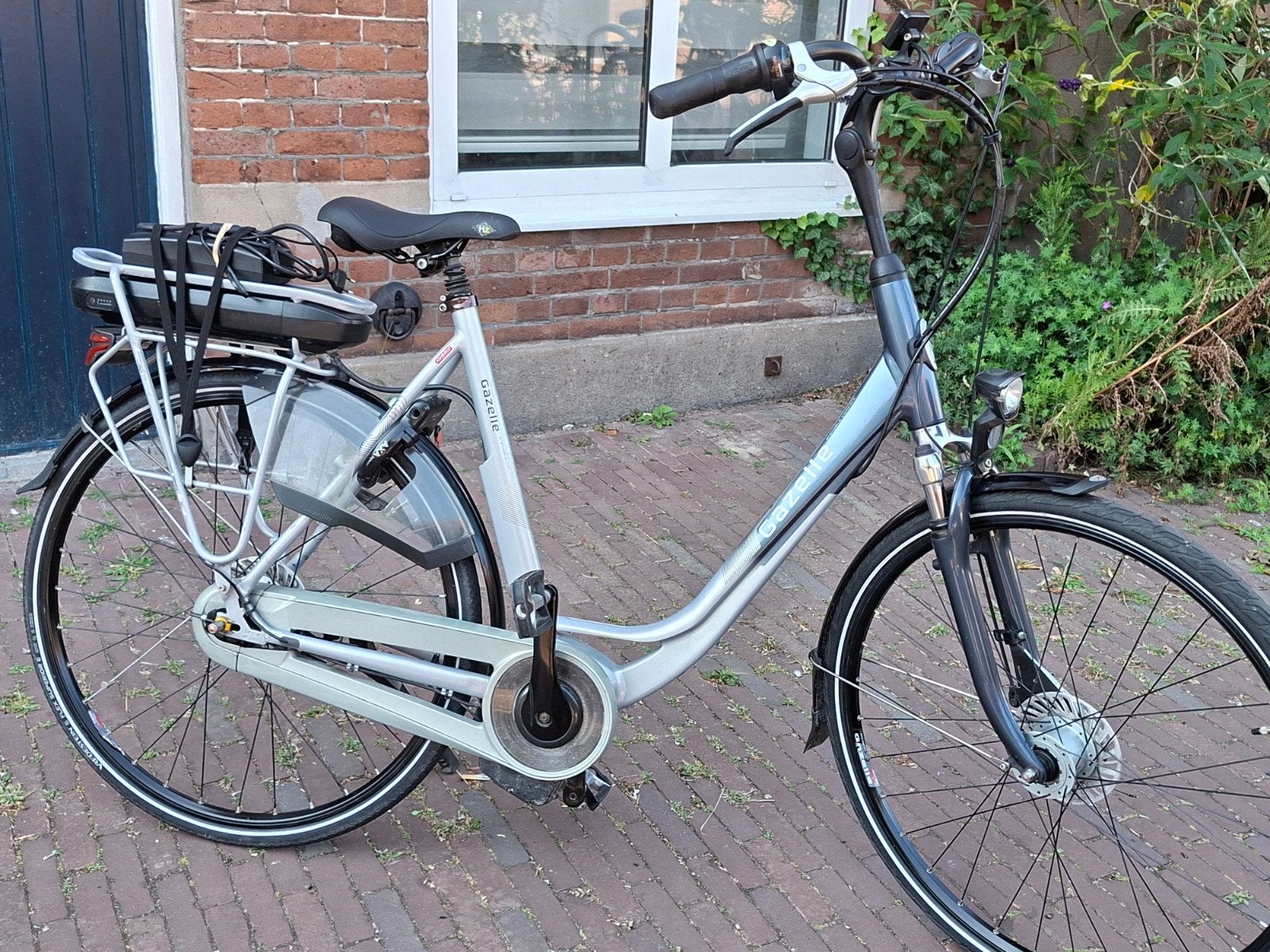 Nette gazelle grenoble c7 Elektrische Fiets met middenmotor, Ophalen, Zo goed als nieuw, 50 km per accu of meer, 55 tot 59 cm