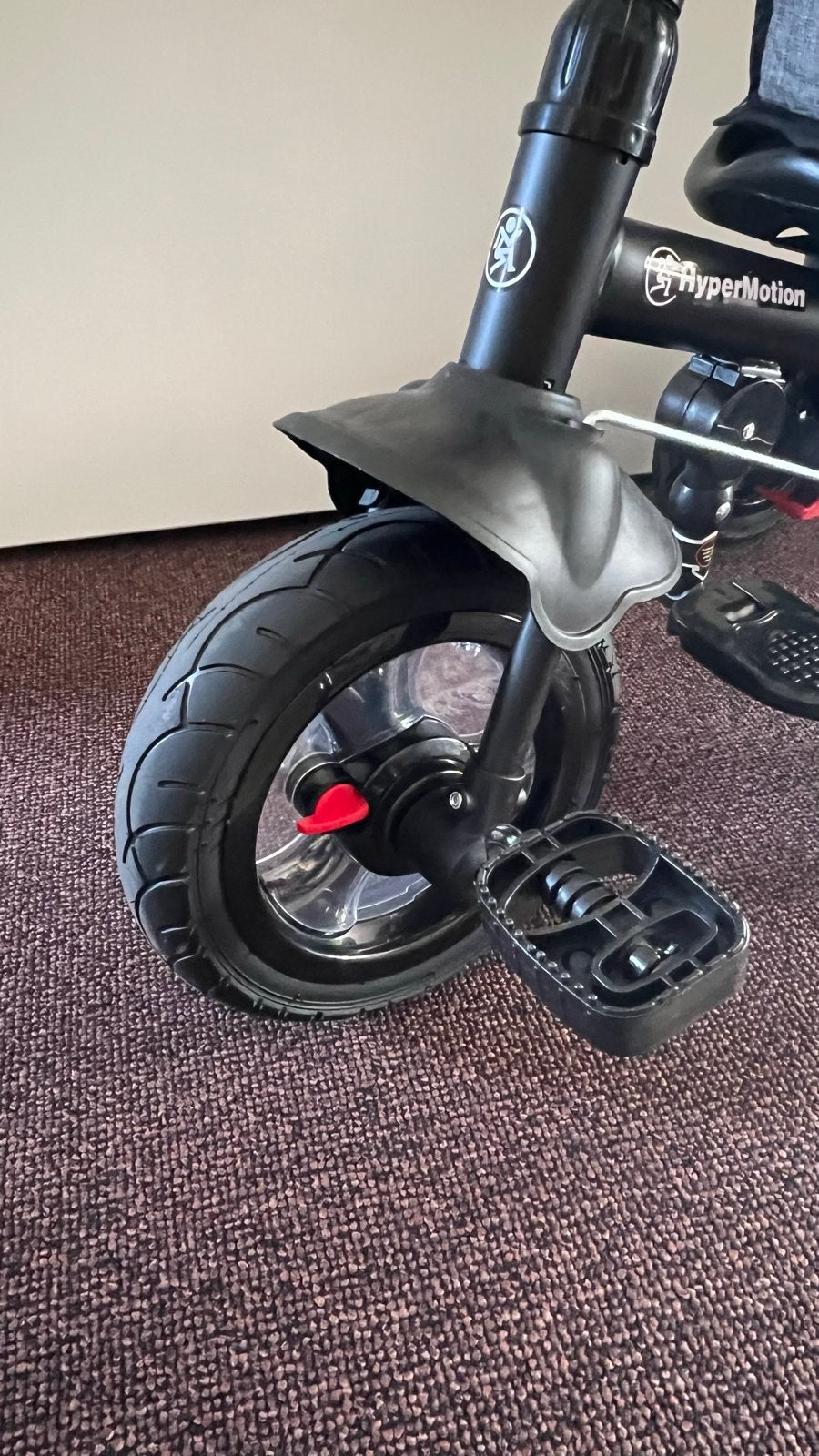 HyperMotion driewieler met duwstang en verstelbare zitting, Ophalen, Zo goed als nieuw, Terugtraprem, Duwstang