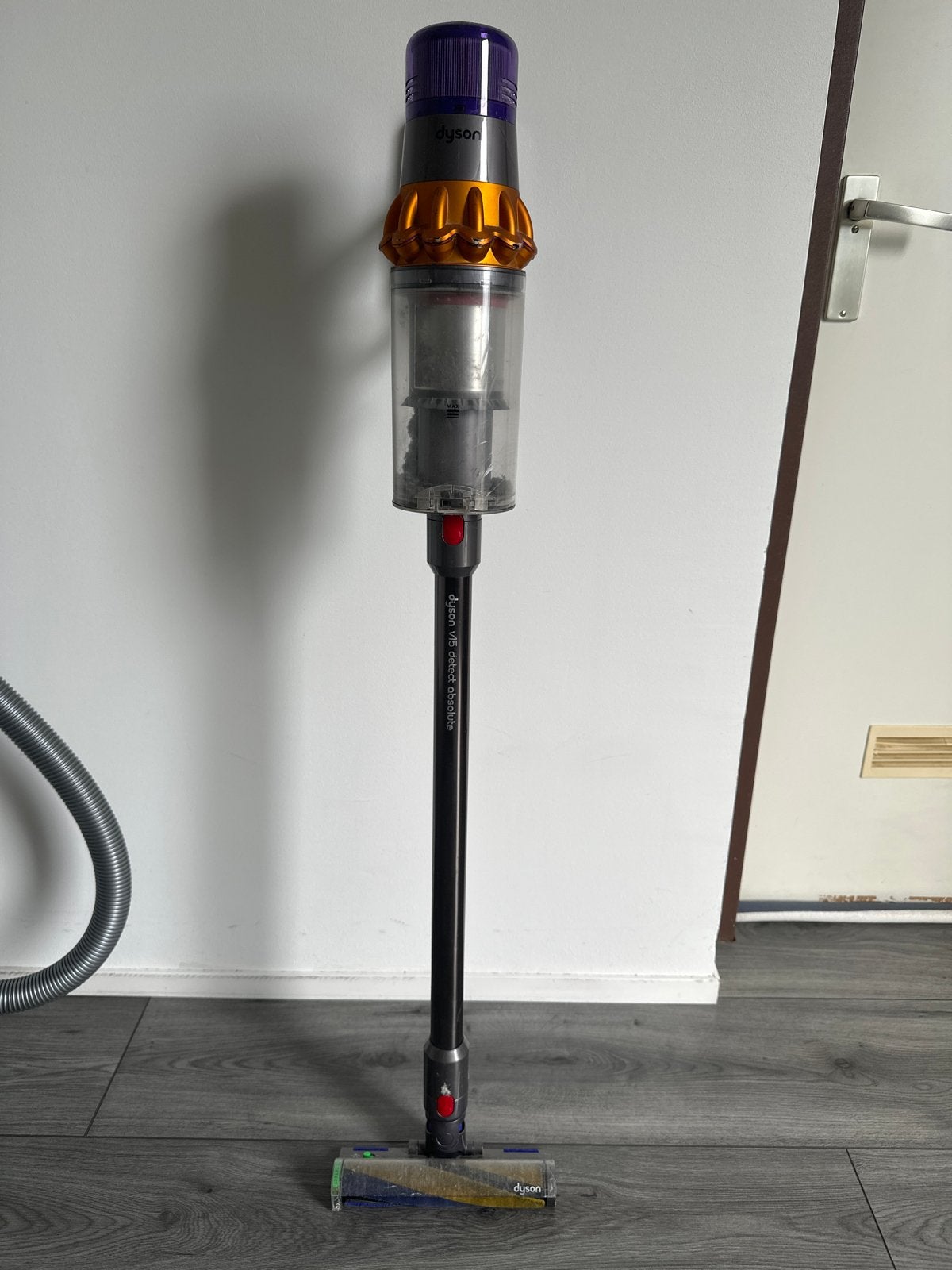 Dyson V15 Detect Absolute - Luchtkanaal geblokkeerd