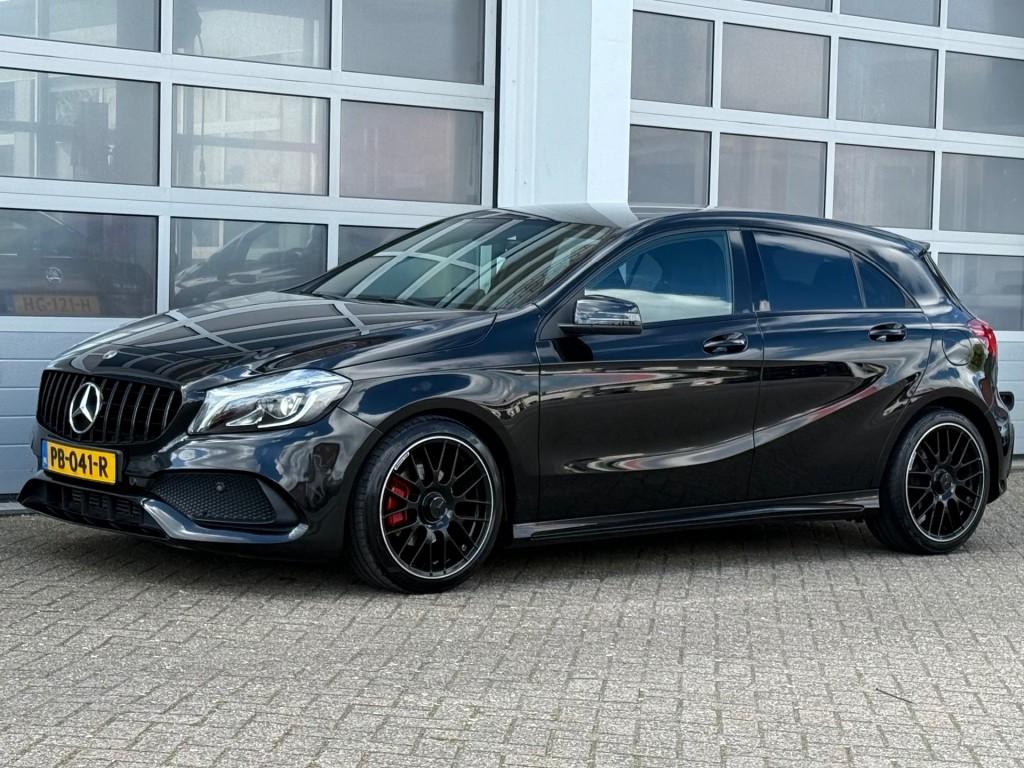 Mercedes-benz A-KLASSE A180 Business Solution AMG Navi Camer, Automaat, Gebruikt, Euro 6, 4 cilinders