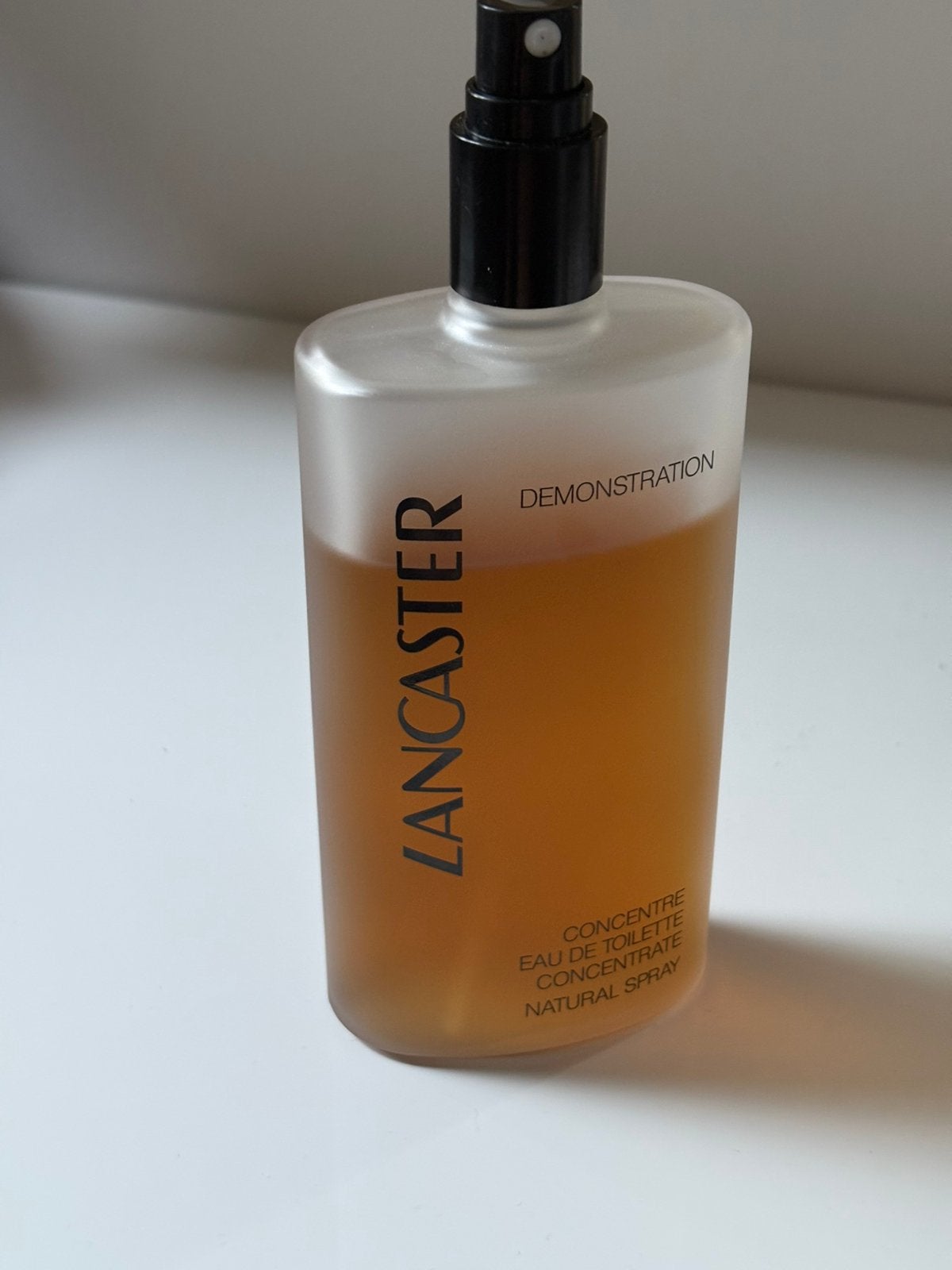 Sample/ decant Lancaster edt Concentrate, Sieraden, Tassen en Uiterlijk, Ophalen of Verzenden, Zo goed als nieuw