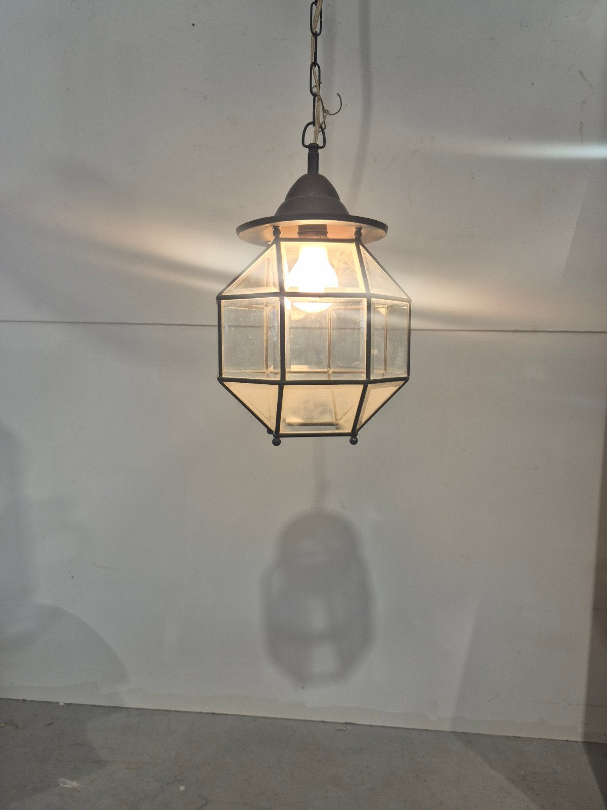 amsterdamse school lantaarn met geslepen glas, Ophalen of Verzenden