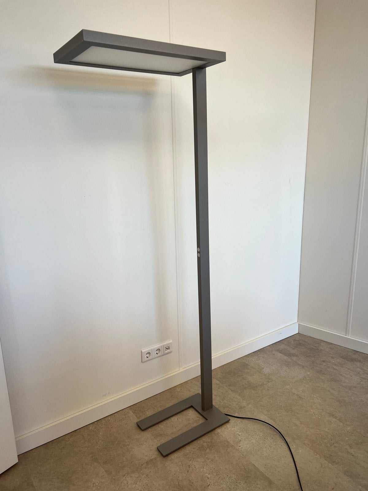 Staande led lamp, Ophalen, Zo goed als nieuw, 150 tot 200 cm