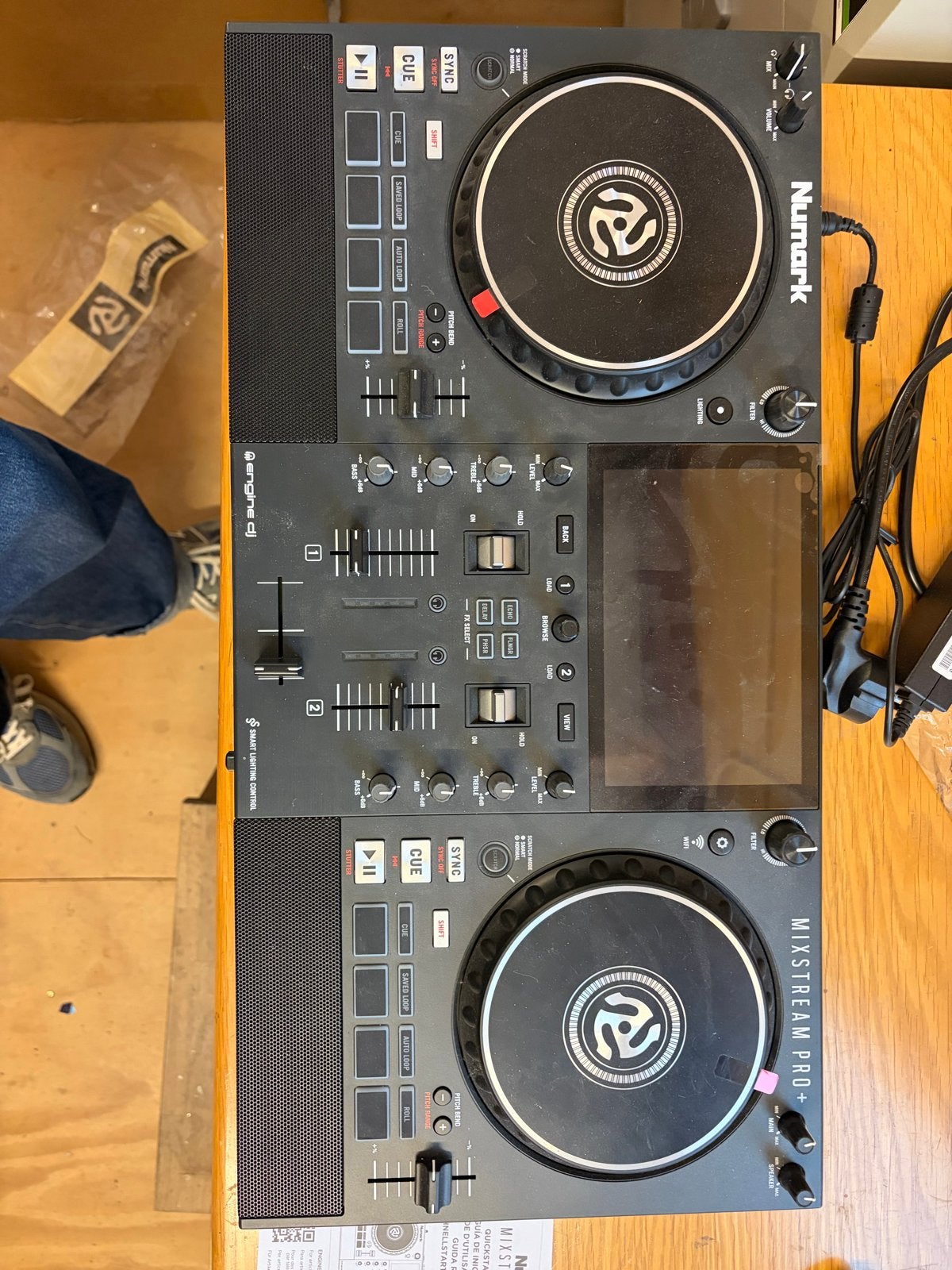 Numark Mixstream Pro+ DJ-controller/Draaitafel, Muziek en Instrumenten, Ophalen, Zo goed als nieuw, Draaitafel, Numark