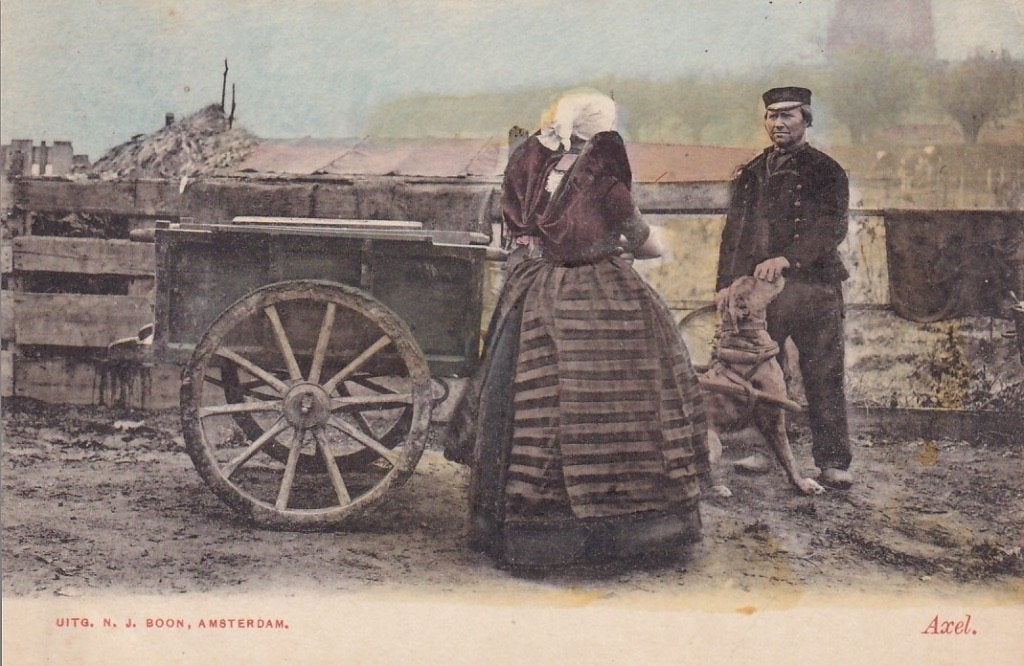 748P Axel hondenkar klederdracht, Verzamelen, Ansichtkaarten | Nederland, Ophalen of Verzenden, Voor 1920, Ongelopen, Zeeland