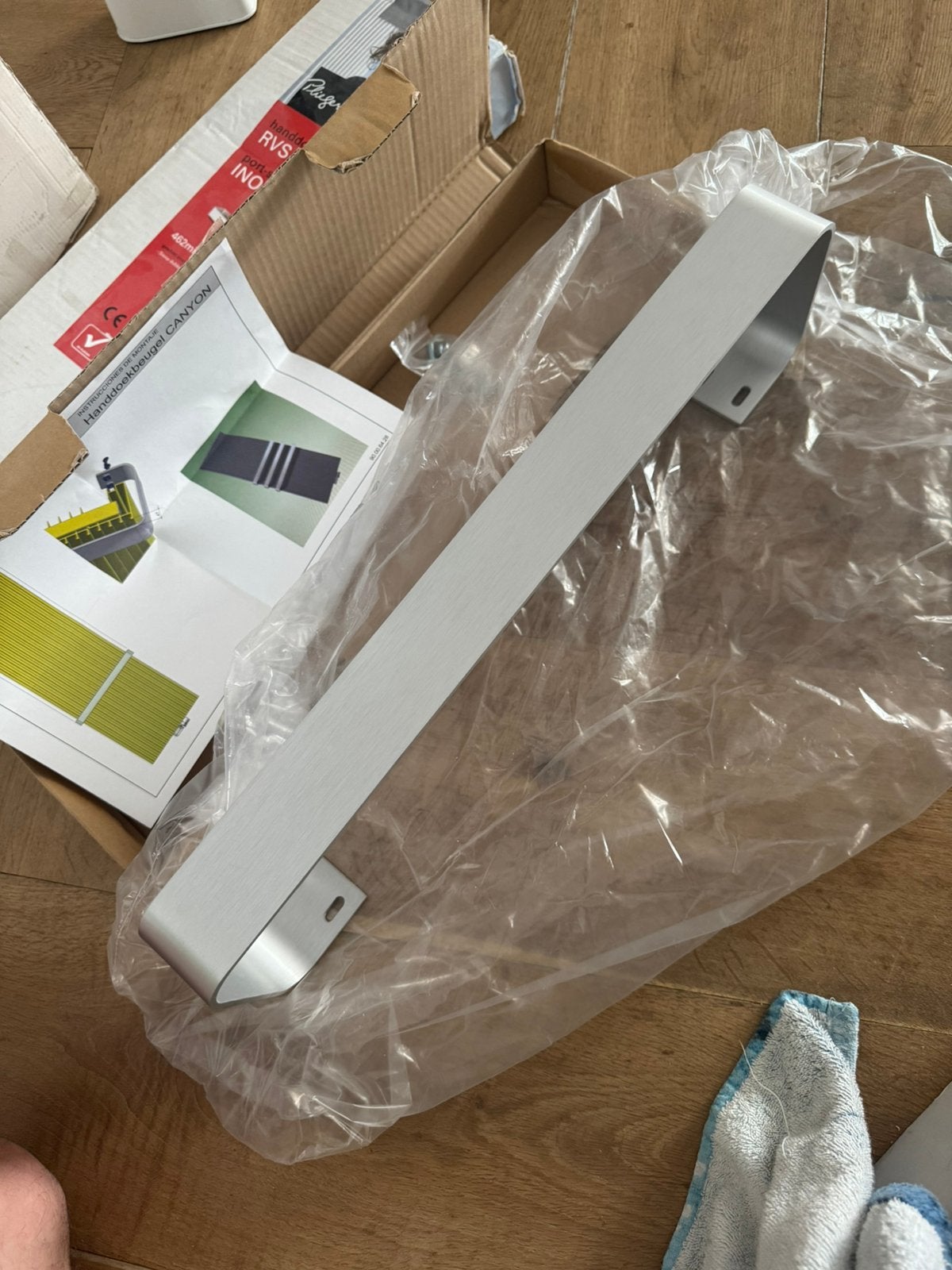 Nieuwe radiator beugels plieger en vasco, Ophalen of Verzenden, Nieuw