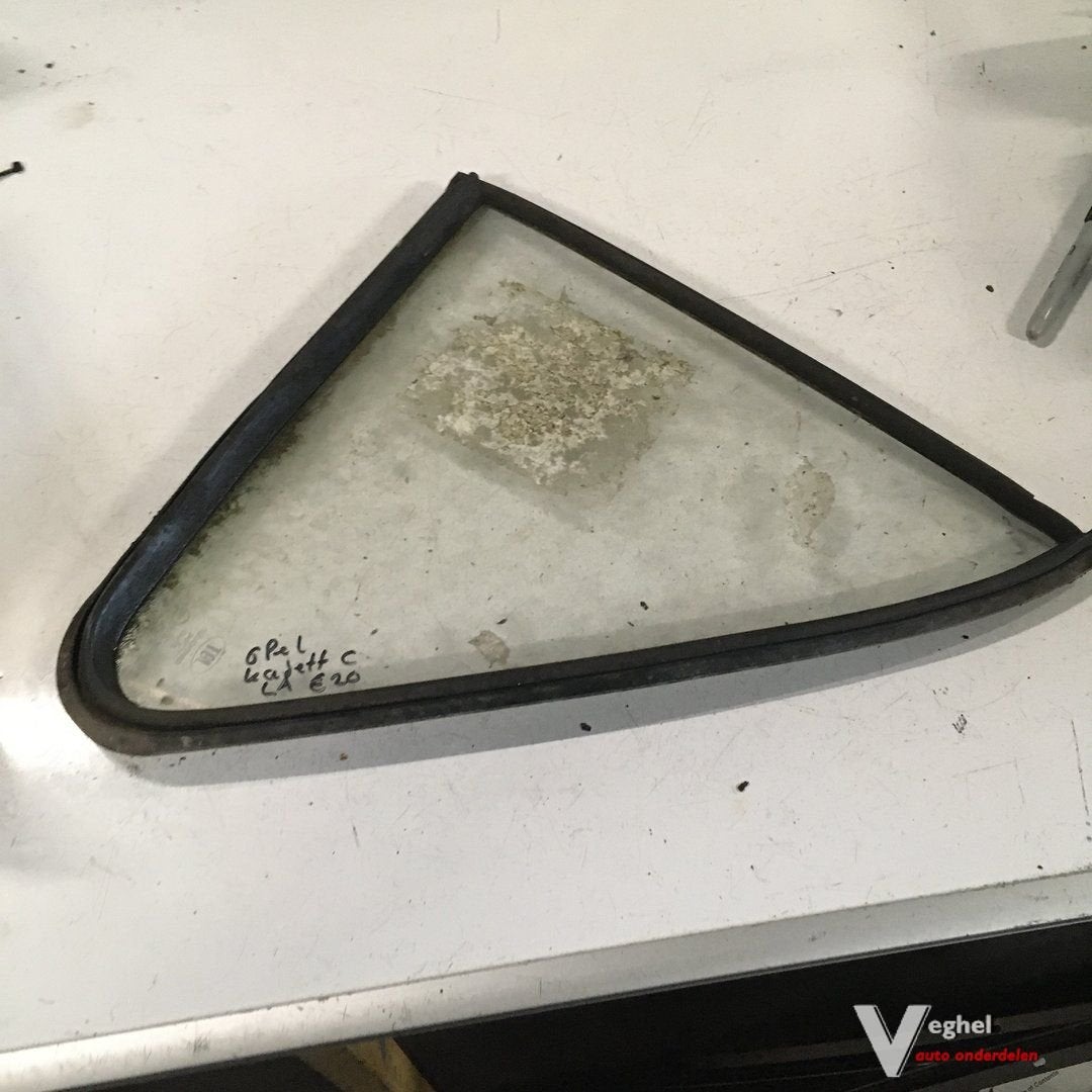 Opel Kadett C Ruit Linksachter  ( driehoek ), Auto-onderdelen, Gebruikt, -, -, Ophalen of Verzenden