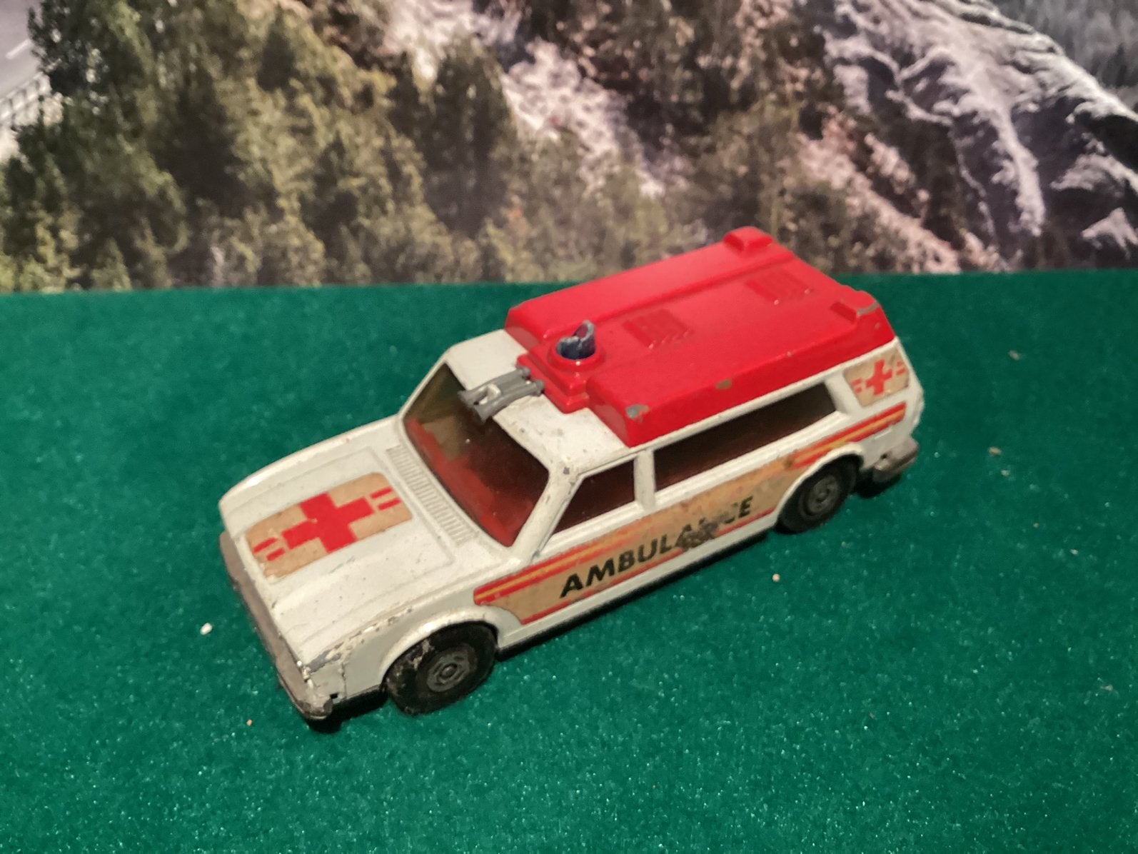 Matchbox Superkings ambulance, Ophalen of Verzenden, Gebruikt, Auto