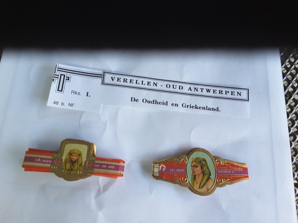 Sigarenbandjes verellen chronica reeks 1, Verzenden, Gebruikt, Sigarenbandjes