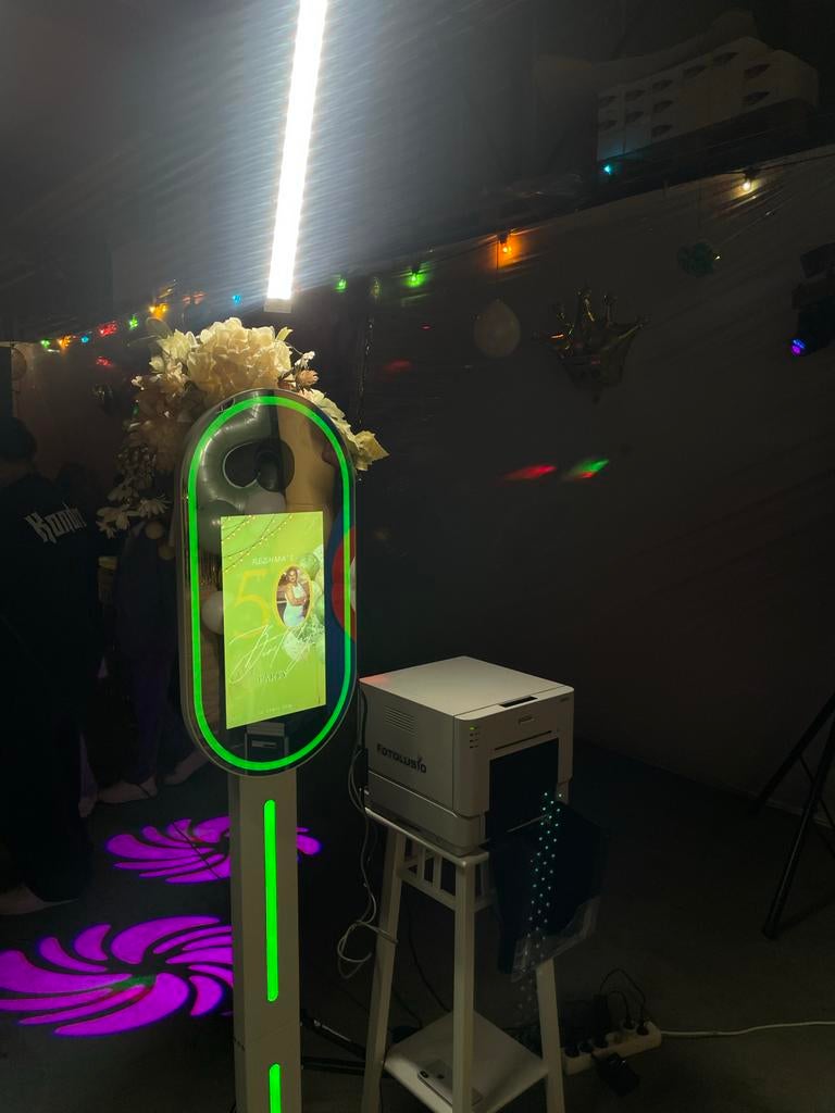 Photobooth Te Huur, Ophalen