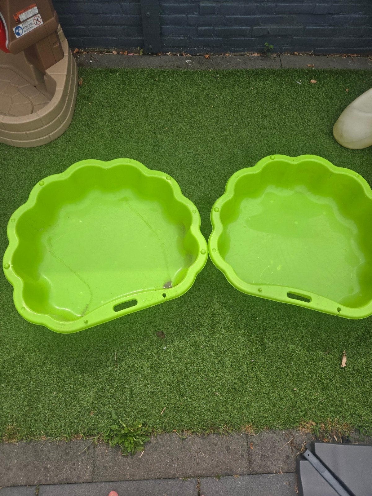 Groene schelpen zandbak/zwembadje, Ophalen, Gebruikt
