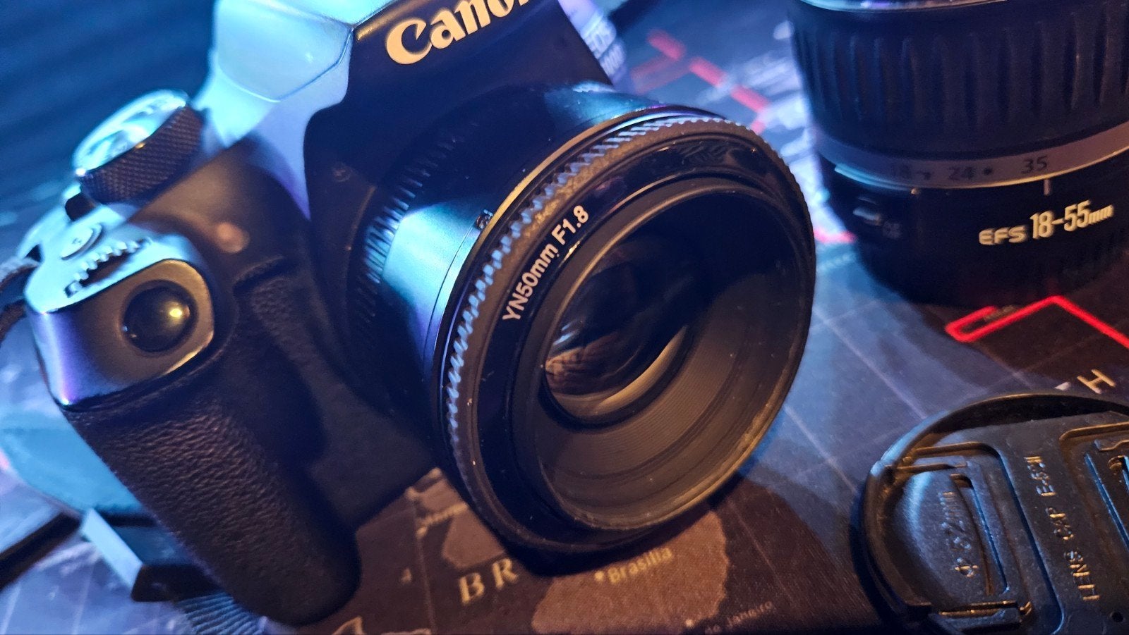 Canon EOS 1300D Spiegelreflexcamera met 3 lenzen, Ophalen of Verzenden