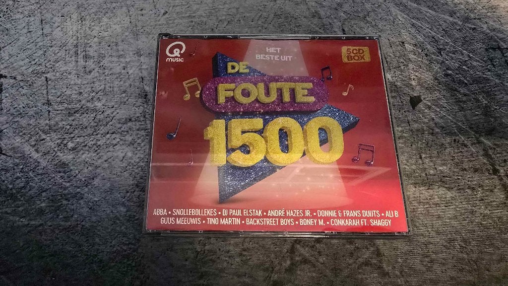 CD bundel: Qmusic Foute 1500 + Radio 10 Top 4000 (2021), Boxset, Overige genres, Ophalen of Verzenden, Zo goed als nieuw
