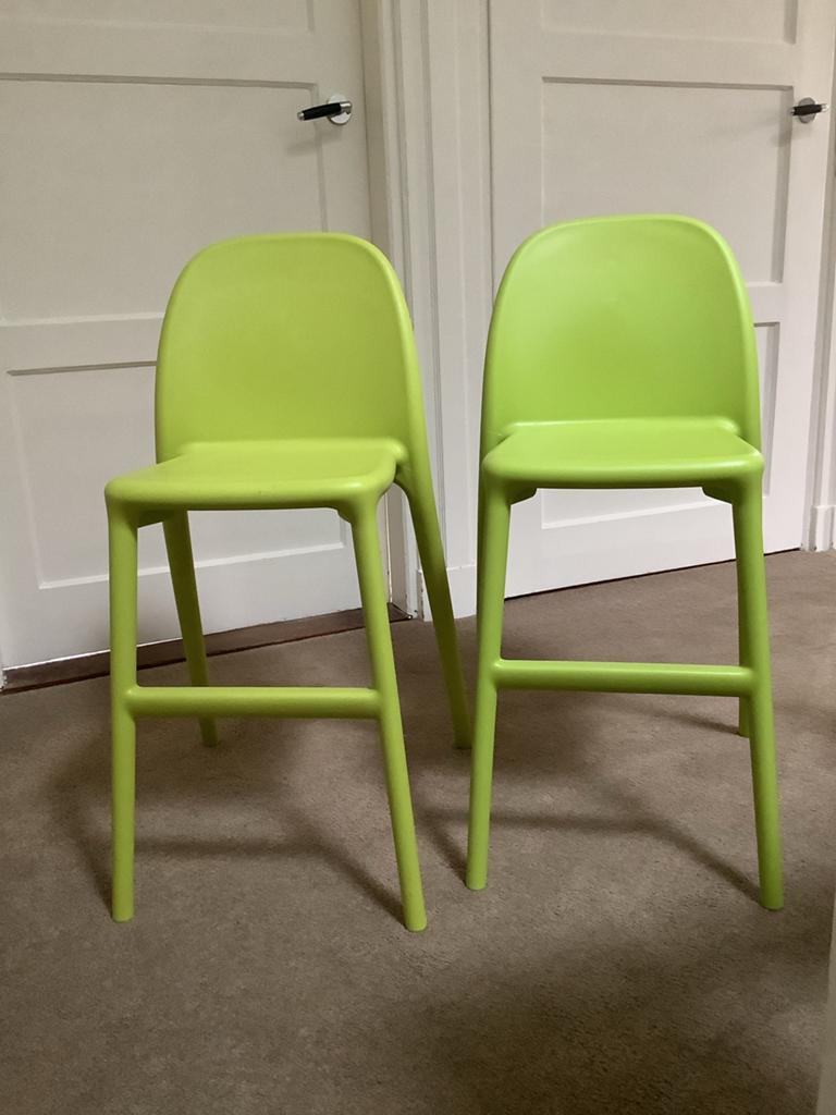 IKEA URBAN kinderstoelen - set van 2 - groen, Kinderen en Baby's, Kinderstoelen, Ophalen, Zo goed als nieuw