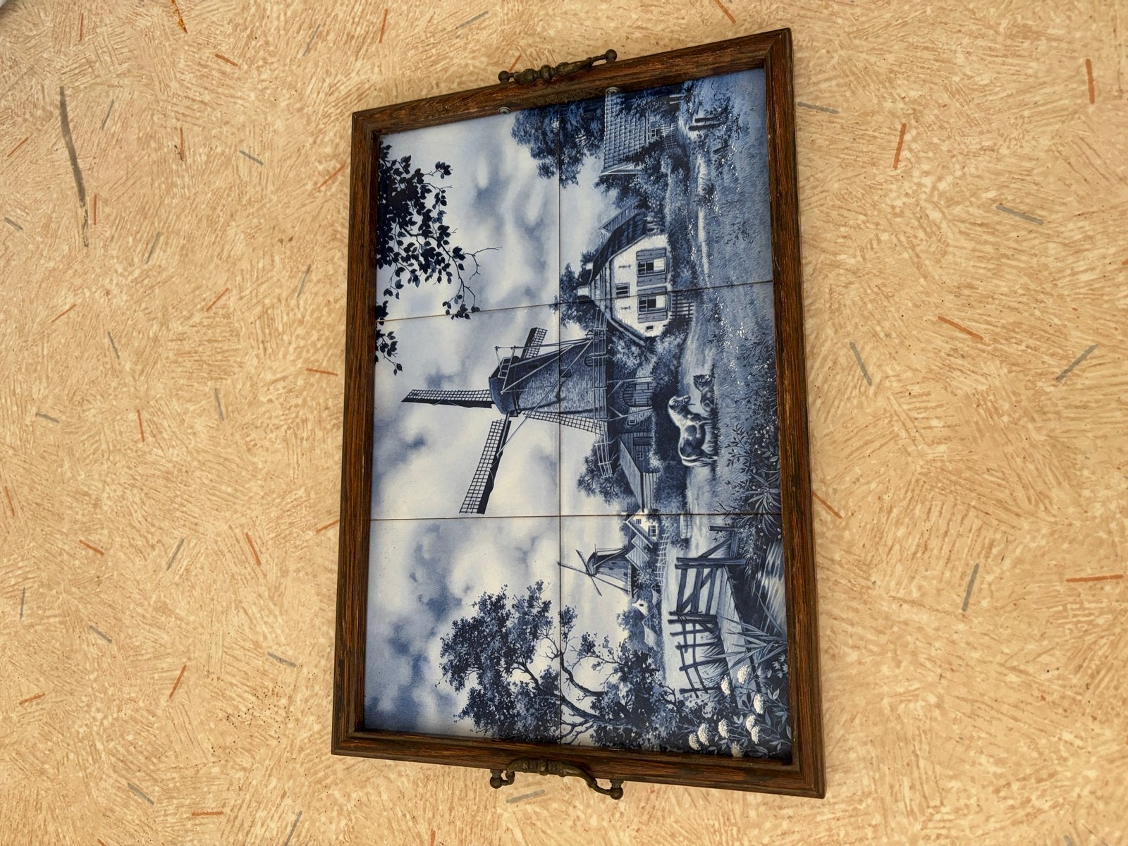 Delfts blauw tegeltableau met molenlandschap, Ophalen, Hout
