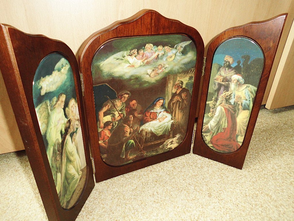 Zeer Mooi Houten 3-Luik met Porseleinen Religieborden, Ophalen of Verzenden