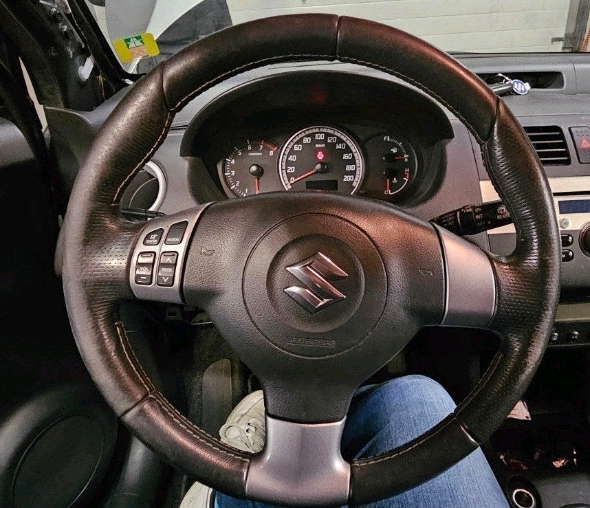 Sport Stuur (Bandit) Suzuki Swift 2005-2010, Ophalen of Verzenden, Gebruikt, Suzuki