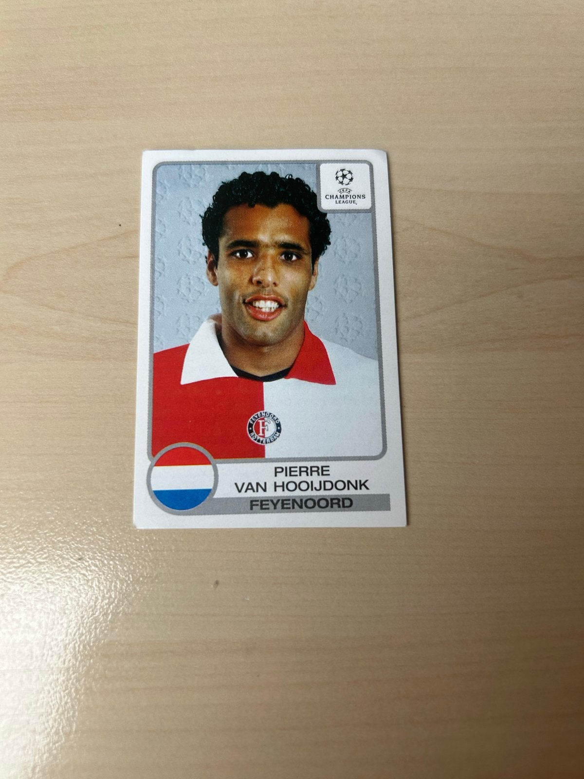 Pierre van Hooijdonk Panini sticker Champions League, Hobby en Vrije tijd, Stickers en Plaatjes, Ophalen of Verzenden, Zo goed als nieuw