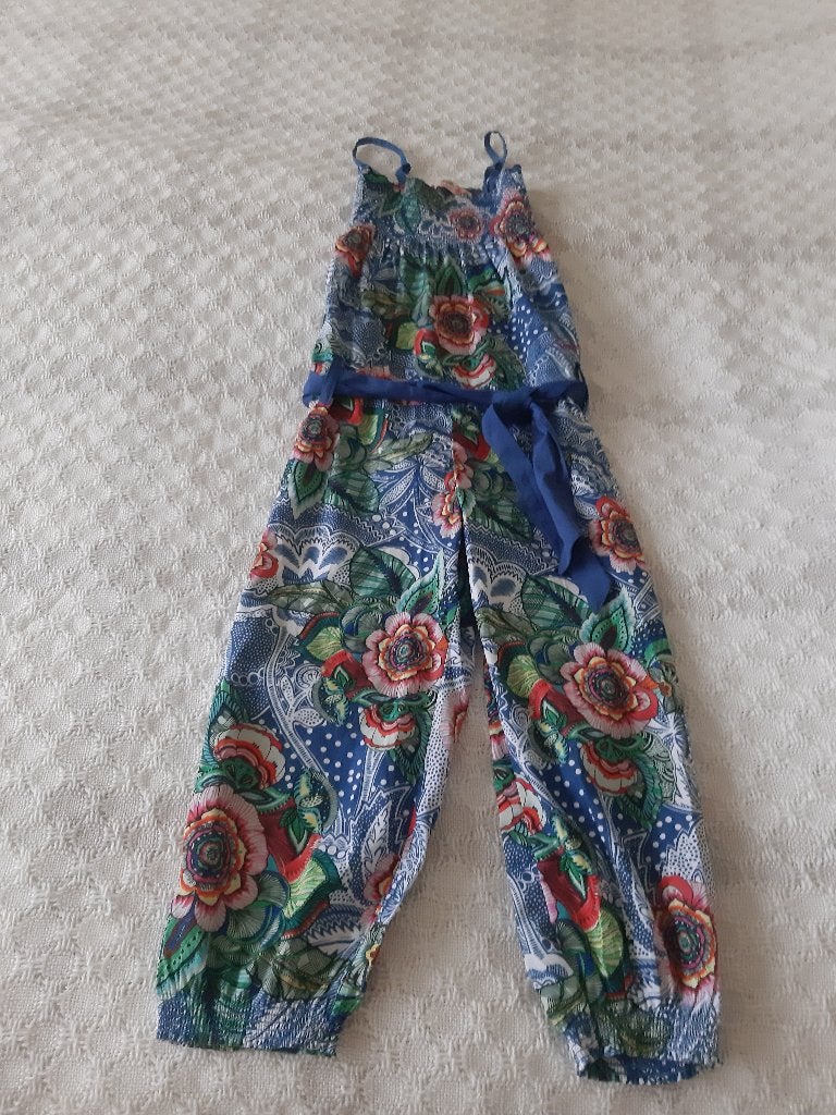 leuk zomers jumpsuit Desigual maat 122, Kinderen en Baby's, Kinderkleding | Maat 122, Ophalen, Overige typen, Desigual, Meisje
