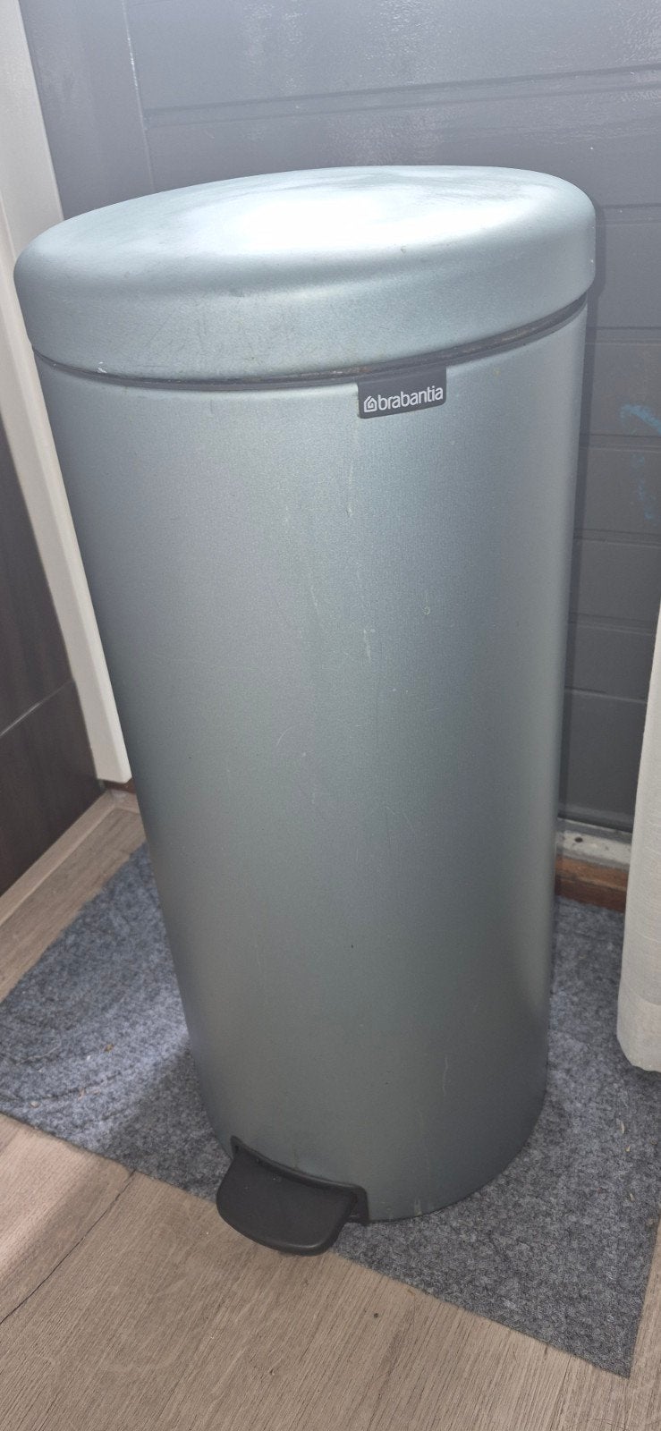 Brabantia prullenbak, metalic blauw-groenig 30/35 liter, 30 tot 40 liter, Ophalen, Gebruikt, Metaal