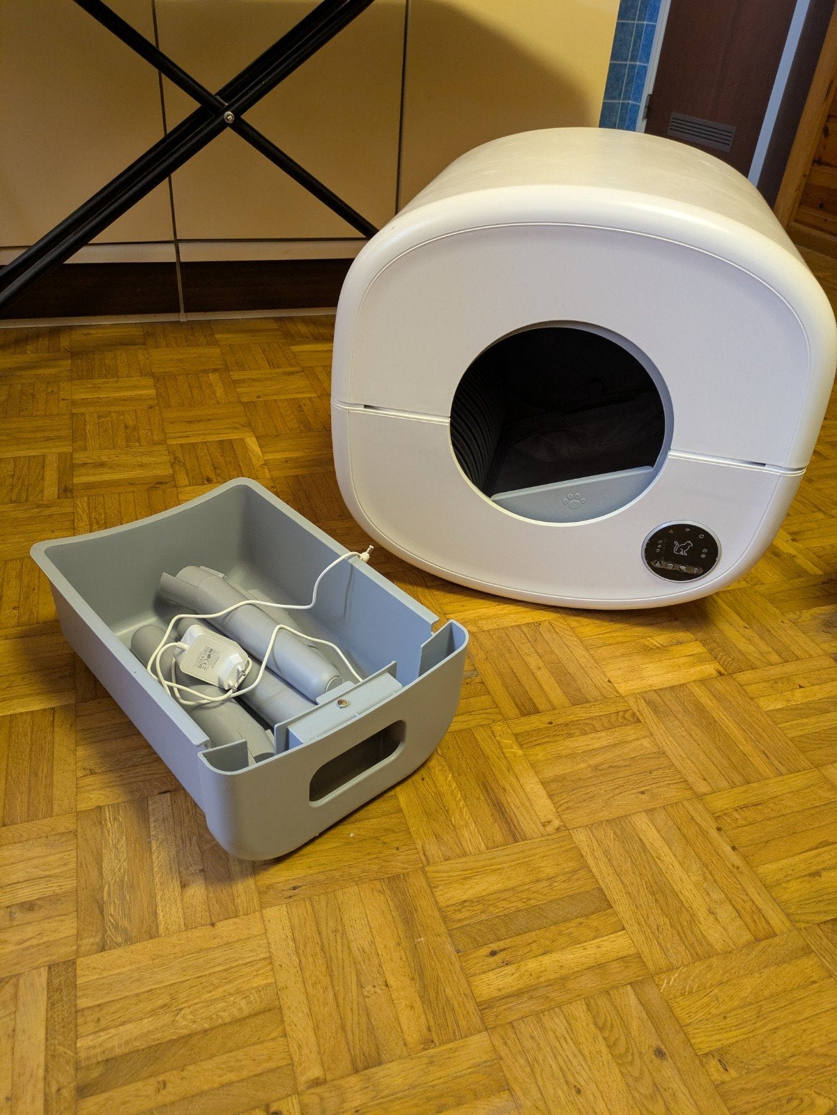 Smart cat litter box, Ophalen