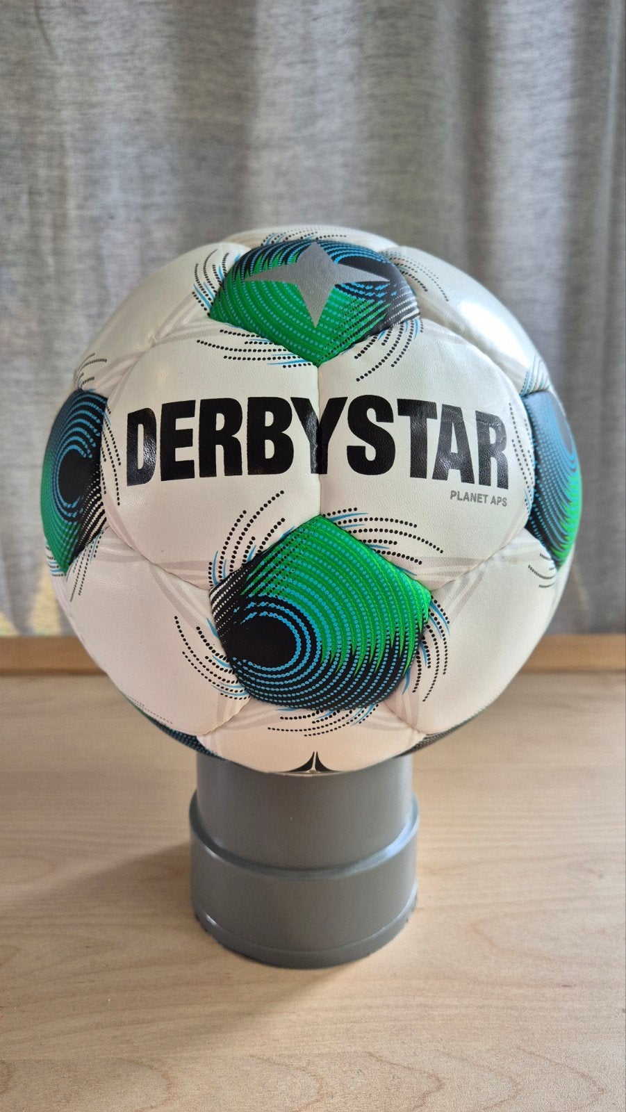 Derbystar planet aps voetbal., Maat XL, Ophalen of Verzenden, Nieuw, Bal