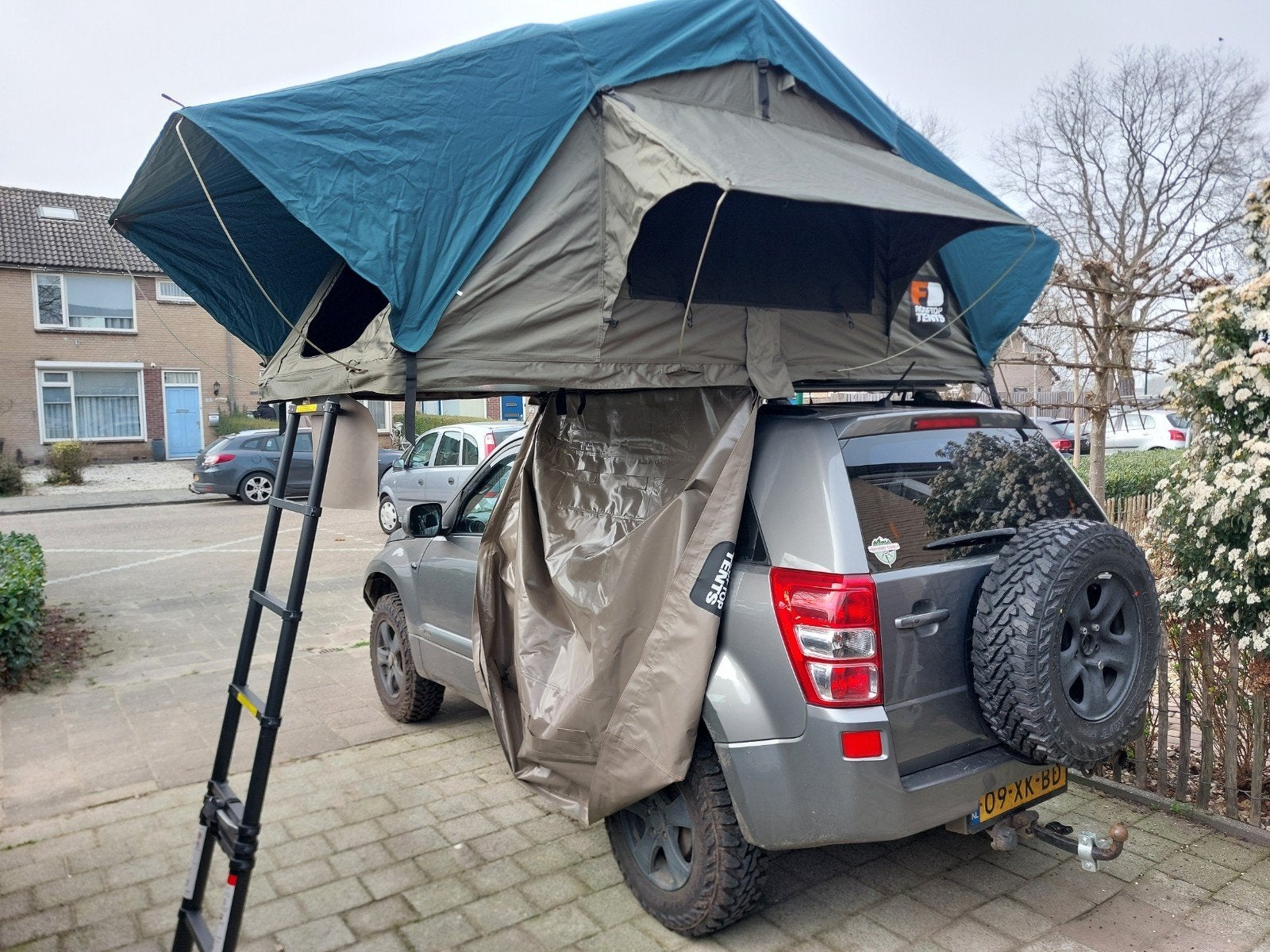 Nieuwe daktent, Ophalen, Nieuw, Tot en met 2