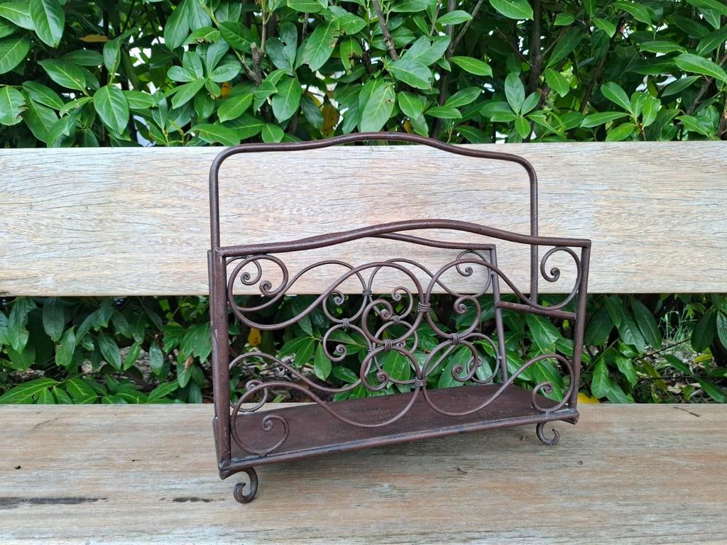 Brocante Gietijzeren Krantenbak - Landelijke Stijl, Ophalen of Verzenden, Zo goed als nieuw