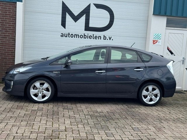 Toyota Prius 1.8 Plug-in Dynamic Business-Dealer onderhouden, Euro 5, Stof, Gebruikt, Zwart