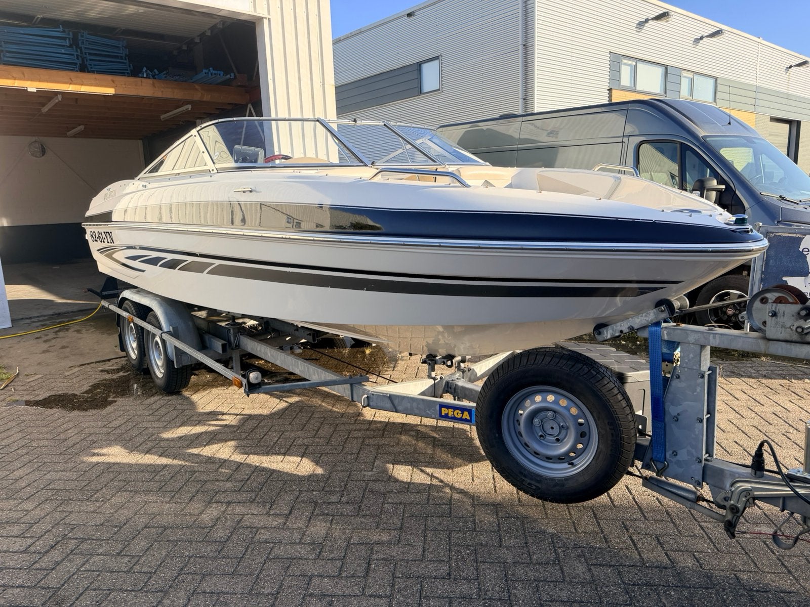 IN PRIJS VERLAAGD! Glastron 205GT 2008 incl trailer, Ophalen, Binnenboordmotor, Viertaktmotor, 120 tot 200 pk