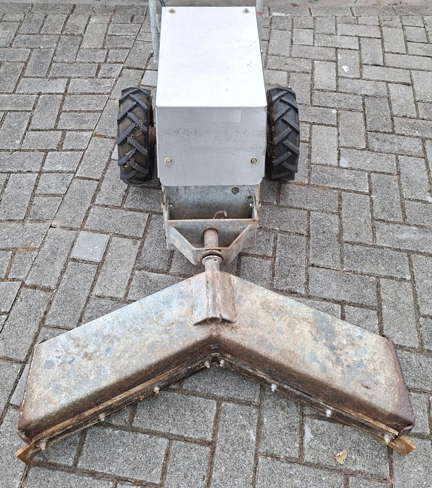 Mestschuif, sneeuwschuif, trekker/duwer, 100 liter of meer, Ophalen of Verzenden, Transportkar