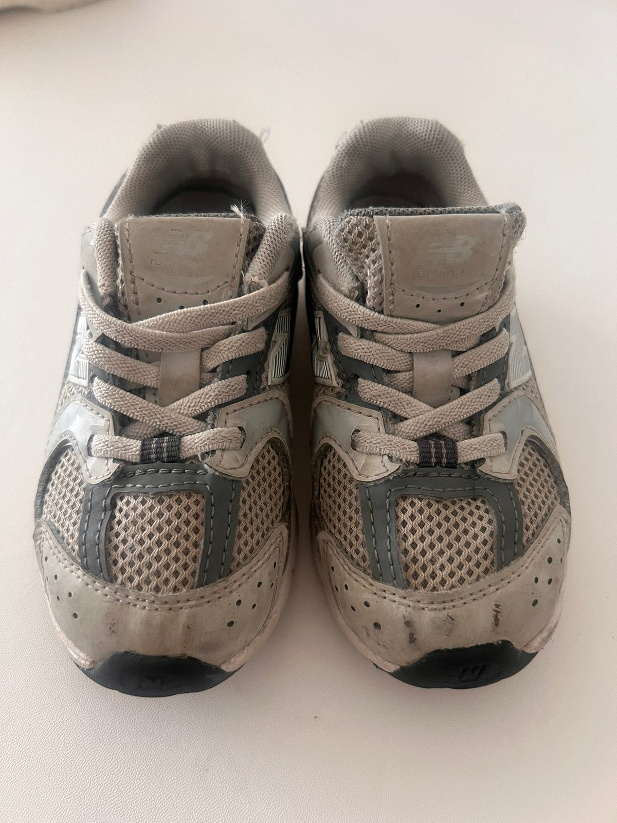 New balance 530 sneakers kind maat 26, Kinderen en Baby's, Ophalen of Verzenden, Zo goed als nieuw, Jongen of Meisje, Schoenen
