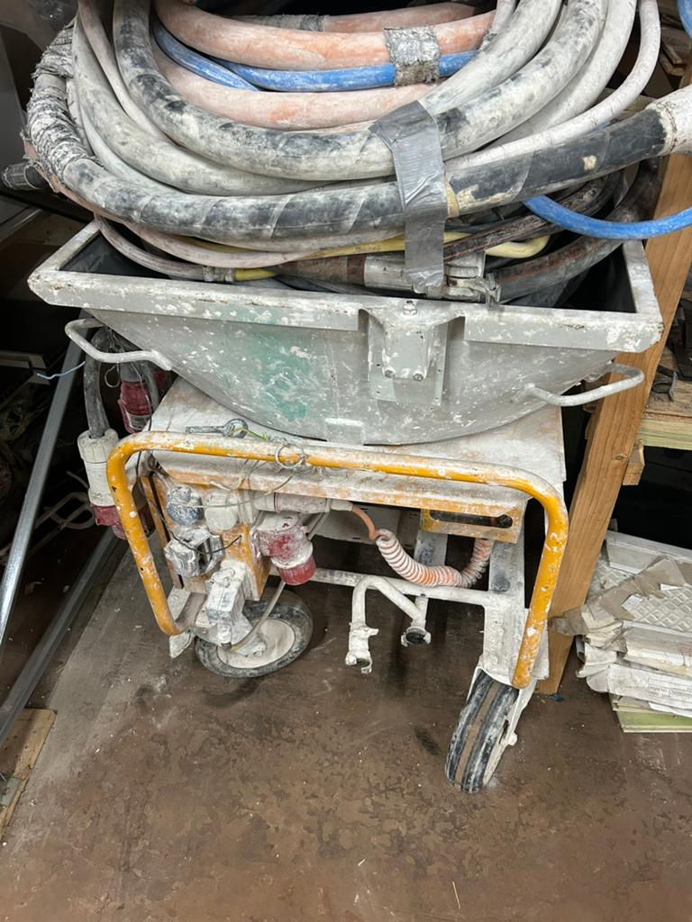 Putzmeister MP 25, Ophalen, Zo goed als nieuw, Minder dan 5 kVA, Overige typen