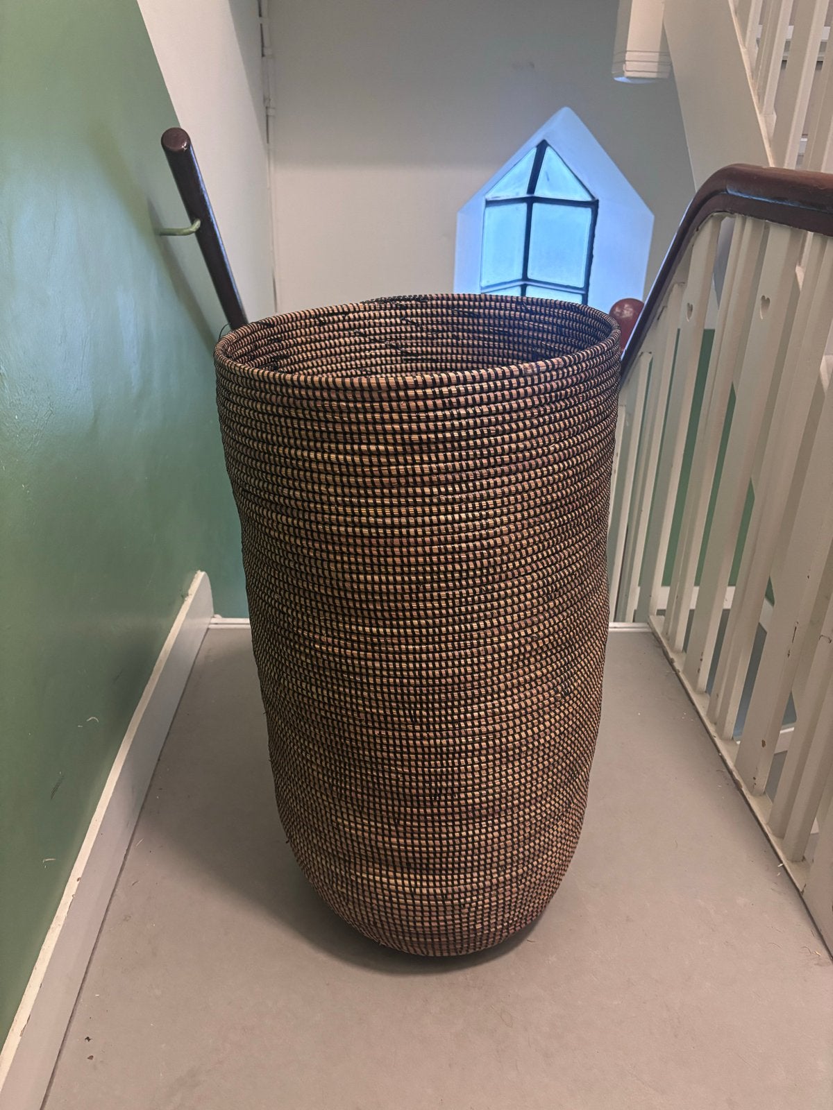 Grote rieten pot/mand - Ø 40/41 cm, H 77 cm, Huis en Inrichting, Ophalen, Gebruikt, Gevlochten, Rond