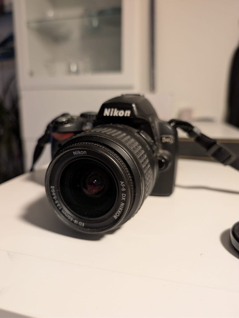 Nikon D50 + 18-55mm lens + 3 accu's en oplader., Audio, Tv en Foto, Accu, Spiegelreflex, Zo goed als nieuw, Nikon