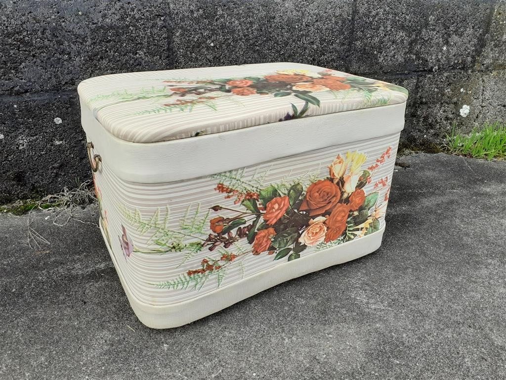 Poef '60s ( Retro/Vintage/Design ), Huis en Inrichting, Banken | Voetenbanken en Poefen, Ophalen, Minder dan 50 cm, Gebruikt, Rechthoekig