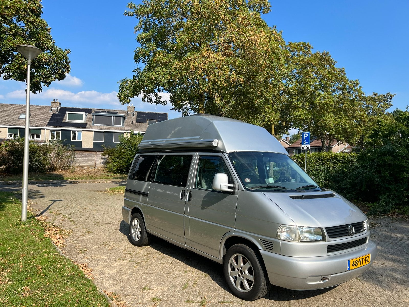 Volkswagen T4 2.5 TDI Fabriekscamper, Caravans en Kamperen, Campers, Volkswagen, Particulier, Koelkast, 4 tot 5 meter