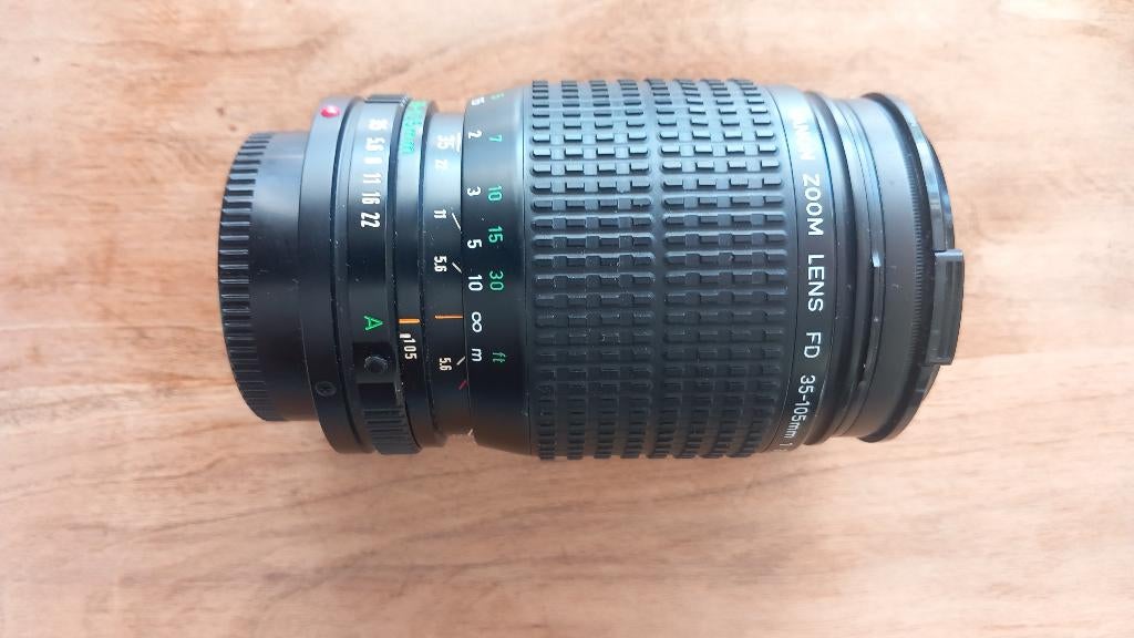 Zoomlens Canon Zoom Lens FD 35-105mm 1:3.5-4.5, Ophalen of Verzenden, Zo goed als nieuw, Overige typen, Zoom