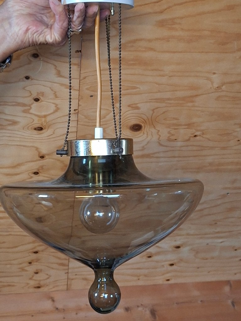 Vintage hanglamp rookglas met wolfraam gloeilamp, Huis en Inrichting, Ophalen, Gebruikt, E27 (groot), Glas