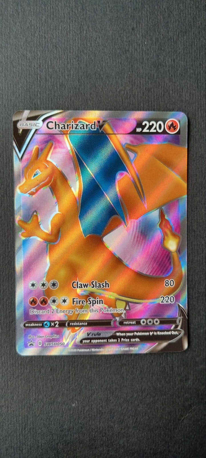 Charizard V SWSH 050, Ophalen of Verzenden, Zo goed als nieuw, Losse kaart