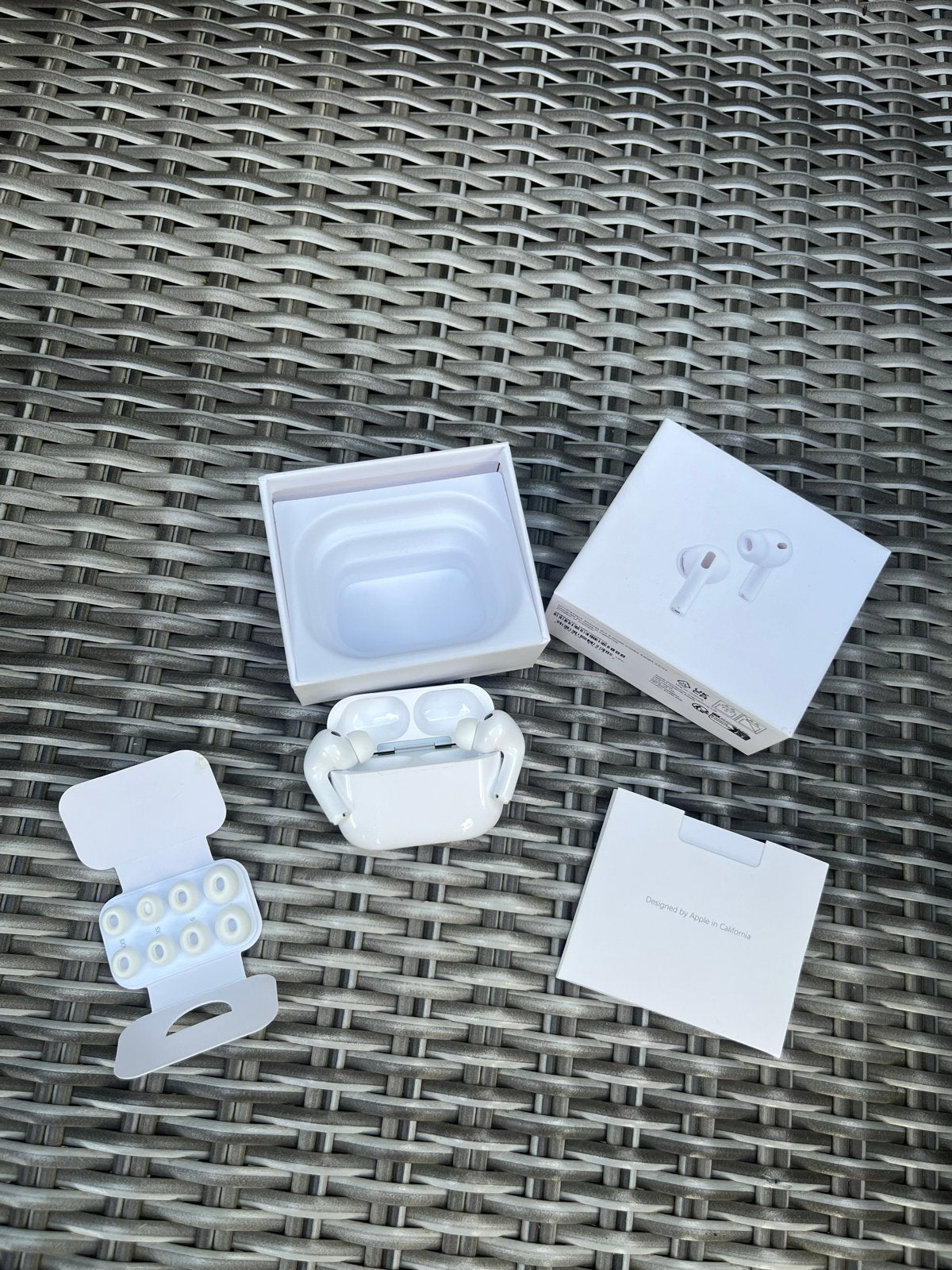 Apple AirPods Pro 3 met ANC origineel gekregenvoorverjaardag