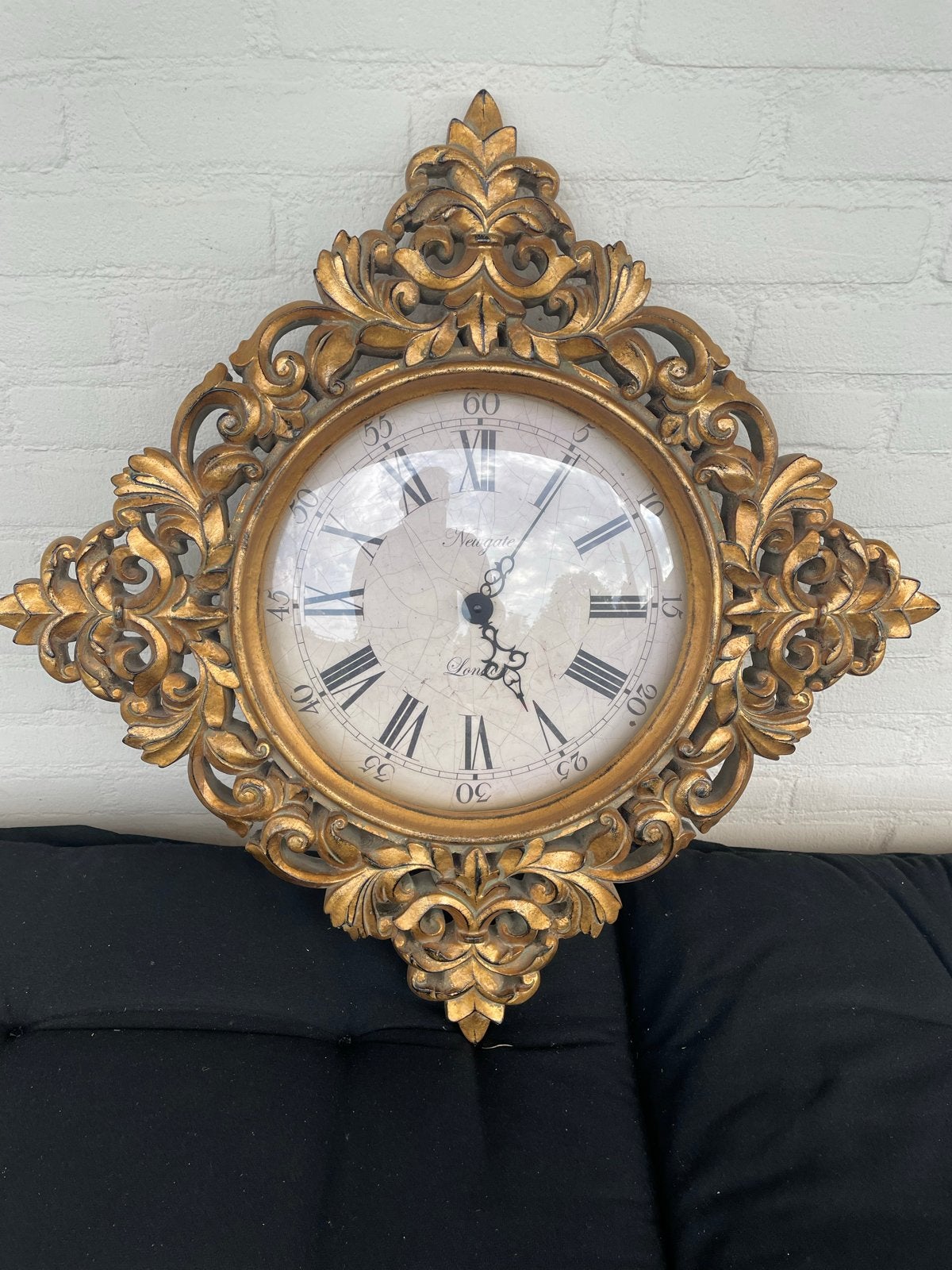 Gouden Wandklok Barok Stijl - Newgate London, Ophalen, Zo goed als nieuw, Wandklok
