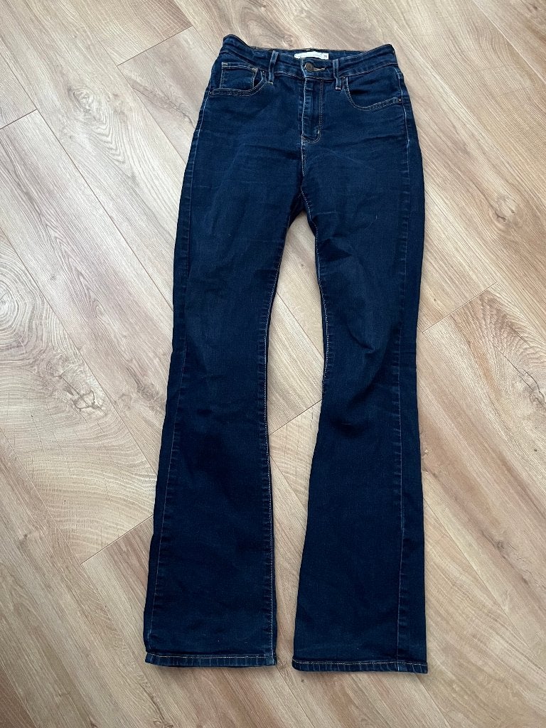 Levis spijkerbroek, Ophalen of Verzenden, Zo goed als nieuw, Maat 176