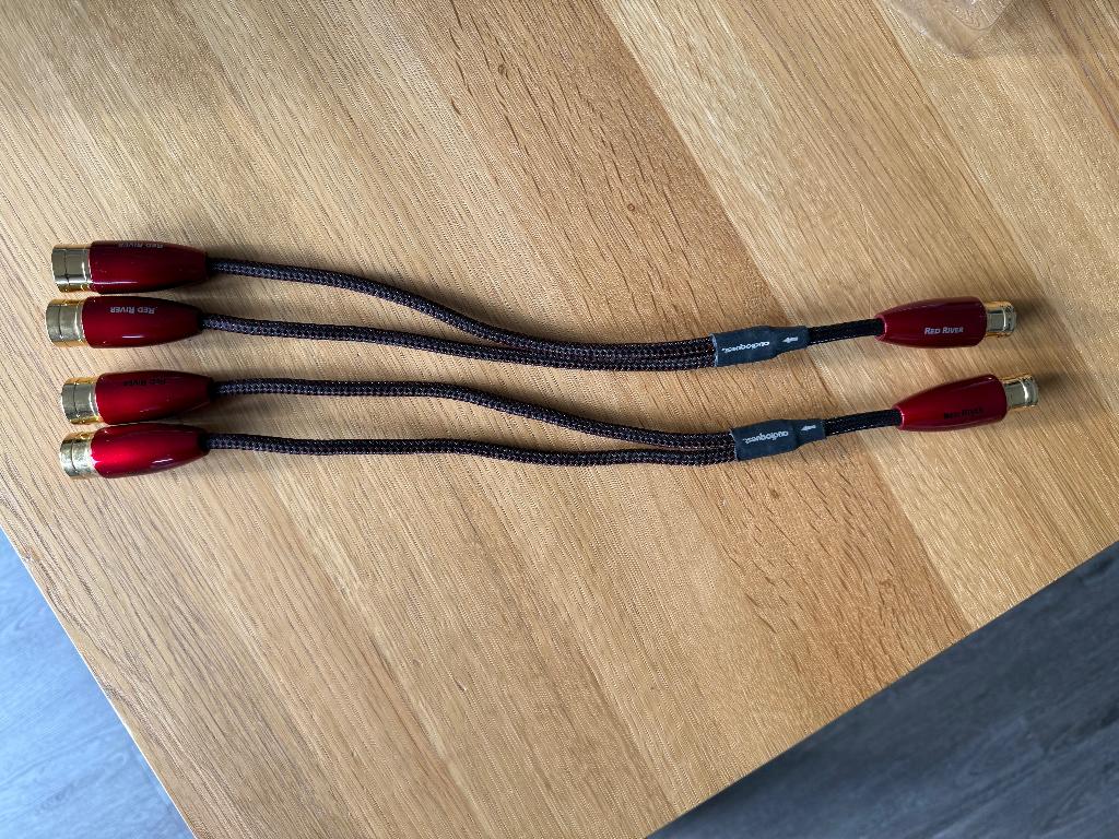 Audioquest Red River XLR Y-splitters, Audio, Tv en Foto, Audiokabels en Televisiekabels, Ophalen, Zo goed als nieuw, Minder dan 2 meter